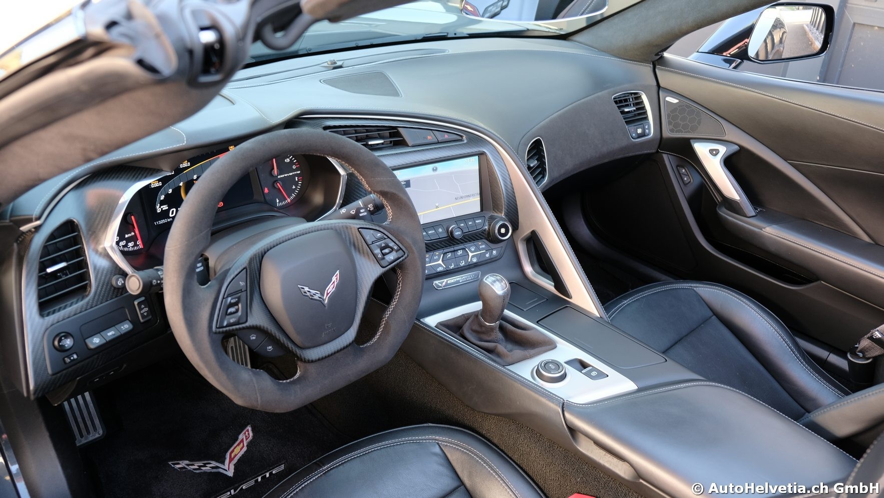 CHEVROLET Corvette Convertible Stingray 3LT-image-9