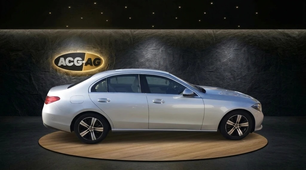 MERCEDES-BENZ C 220 d 4Matic Avantgarde ** 200 PS ** Voll-Leder ** Gr-Navi ** RF-Kamera 360° ** HUD ** Gratis Service Paket bis 100'000km **-image-5