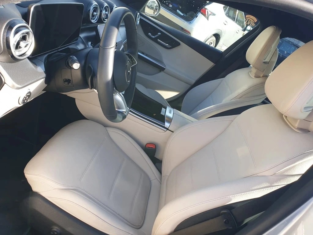 MERCEDES-BENZ C 220 d 4Matic Avantgarde ** 200 PS ** Voll-Leder ** Gr-Navi ** RF-Kamera 360° ** HUD ** Gratis Service Paket bis 100'000km **-image-11