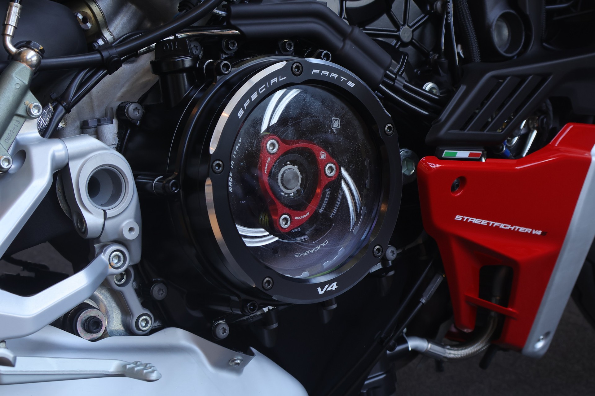 DUCATI Streetfighter V4 S-image-7