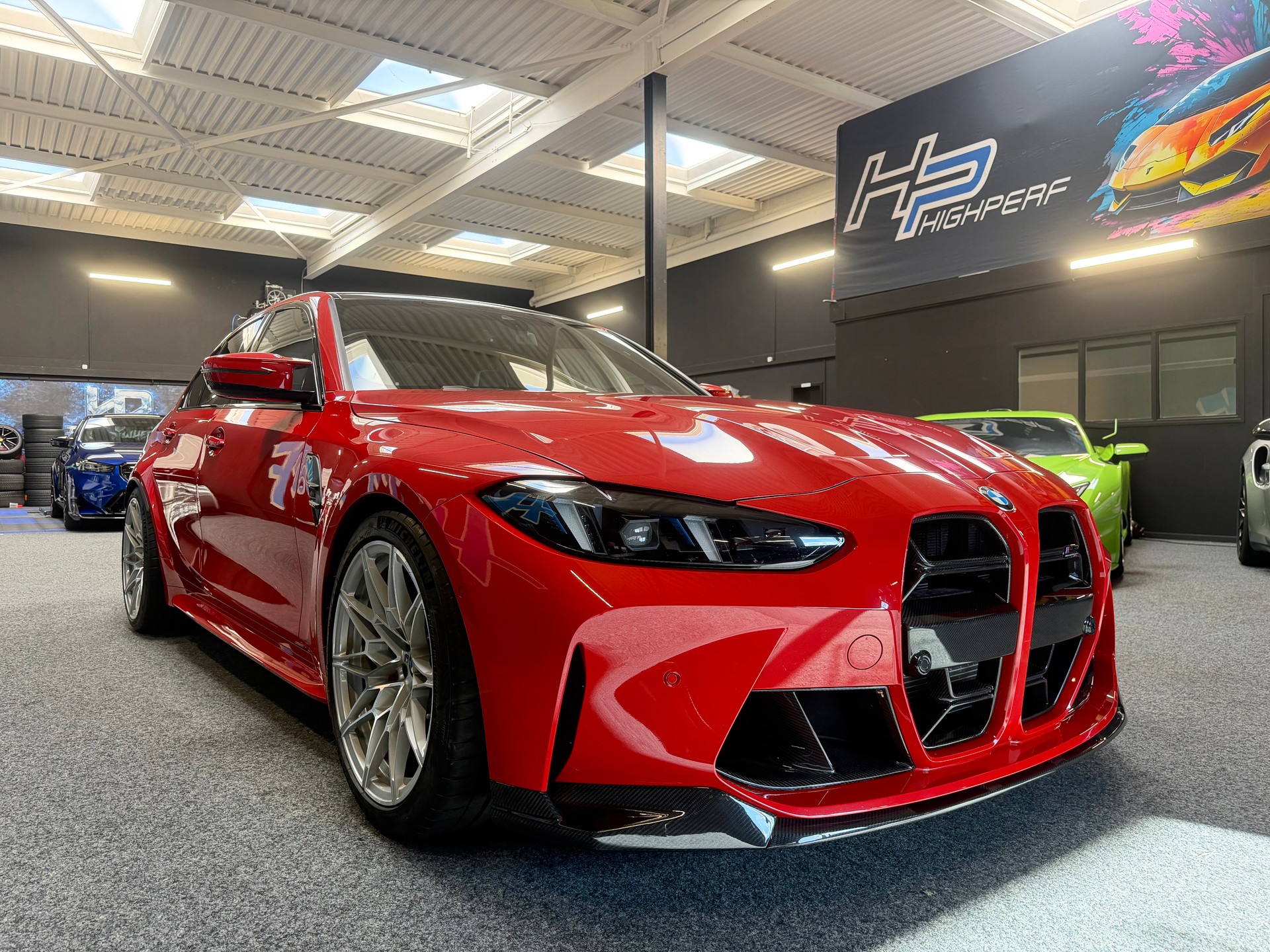 BMW M3 Competition M xDrive-showroom-element-2
