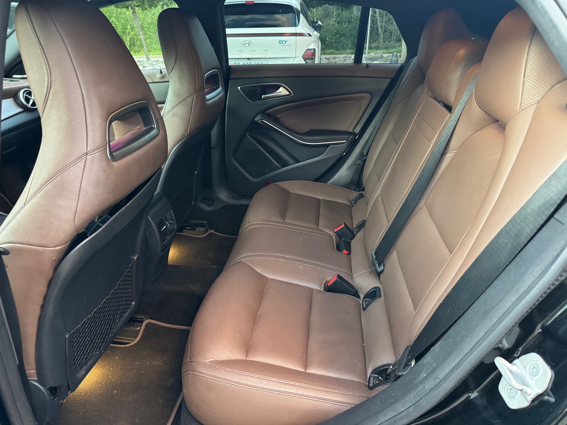MERCEDES-BENZ CLA Shooting Brake 250 7G-DCT 4Matic-image-10