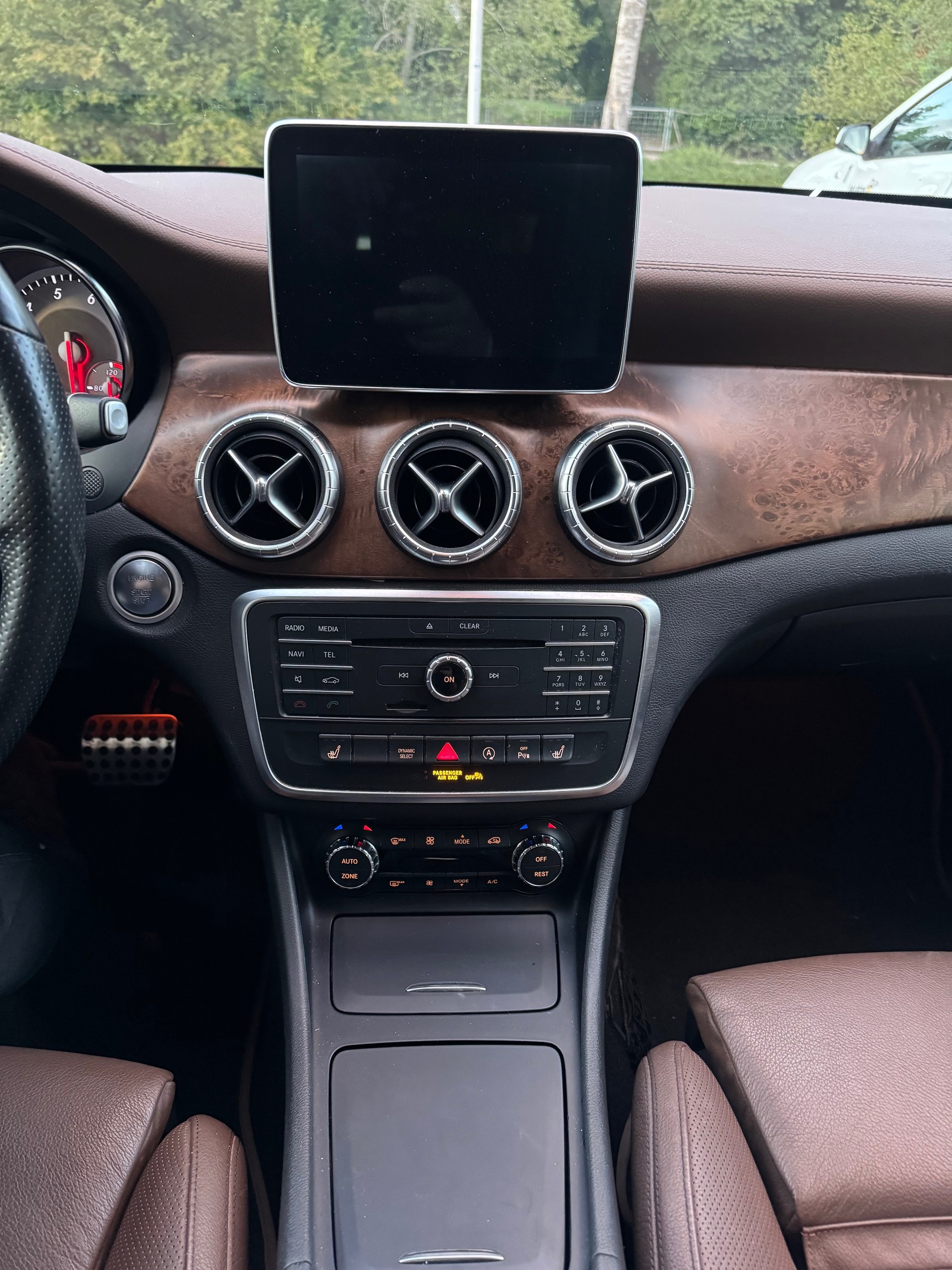 MERCEDES-BENZ CLA Shooting Brake 250 7G-DCT 4Matic-image-9