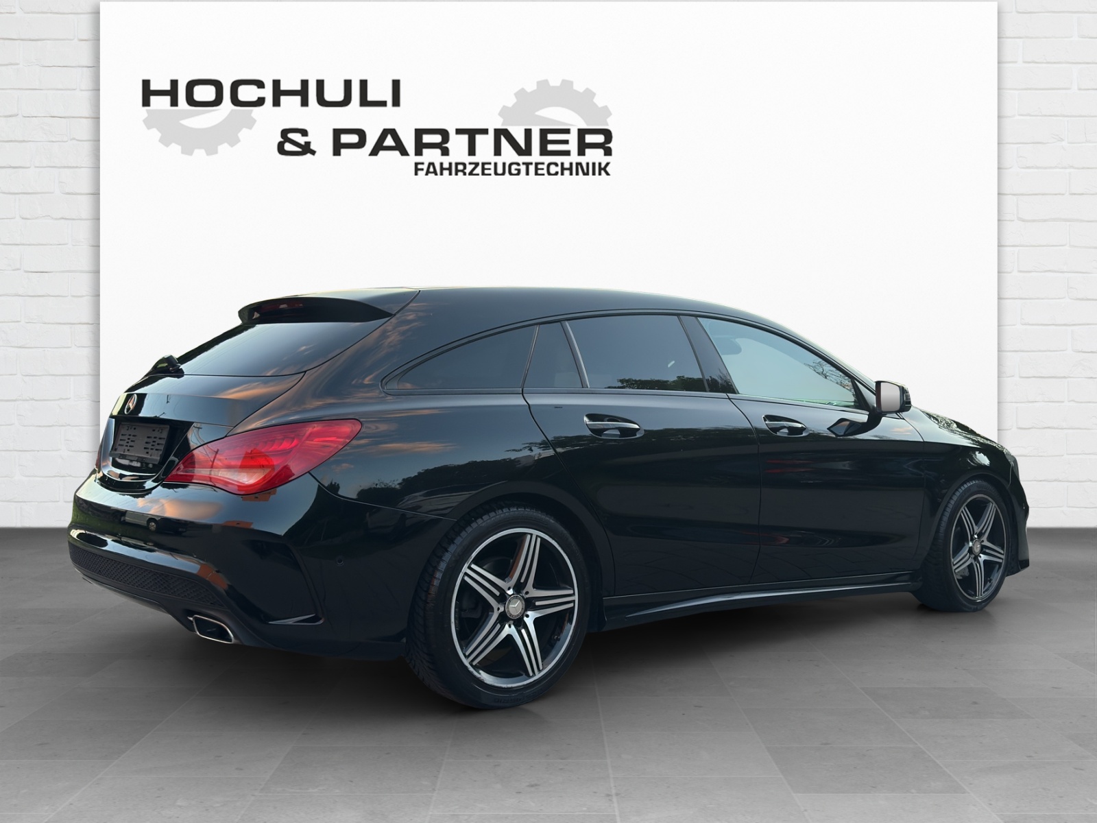 MERCEDES-BENZ CLA Shooting Brake 250 7G-DCT 4Matic-image-4