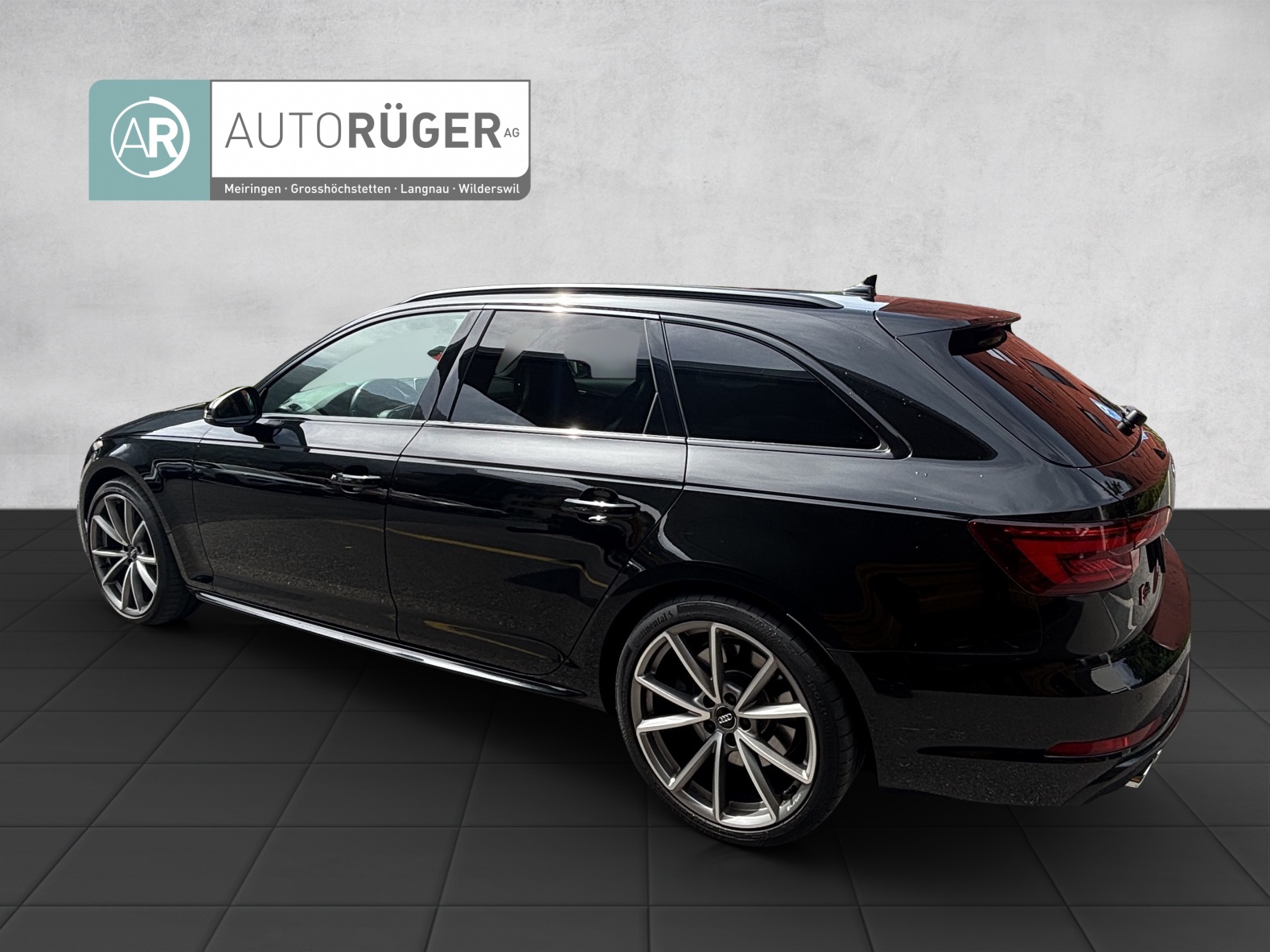 AUDI S4 Avant 3.0 TFSI quattro tiptronic-image-3
