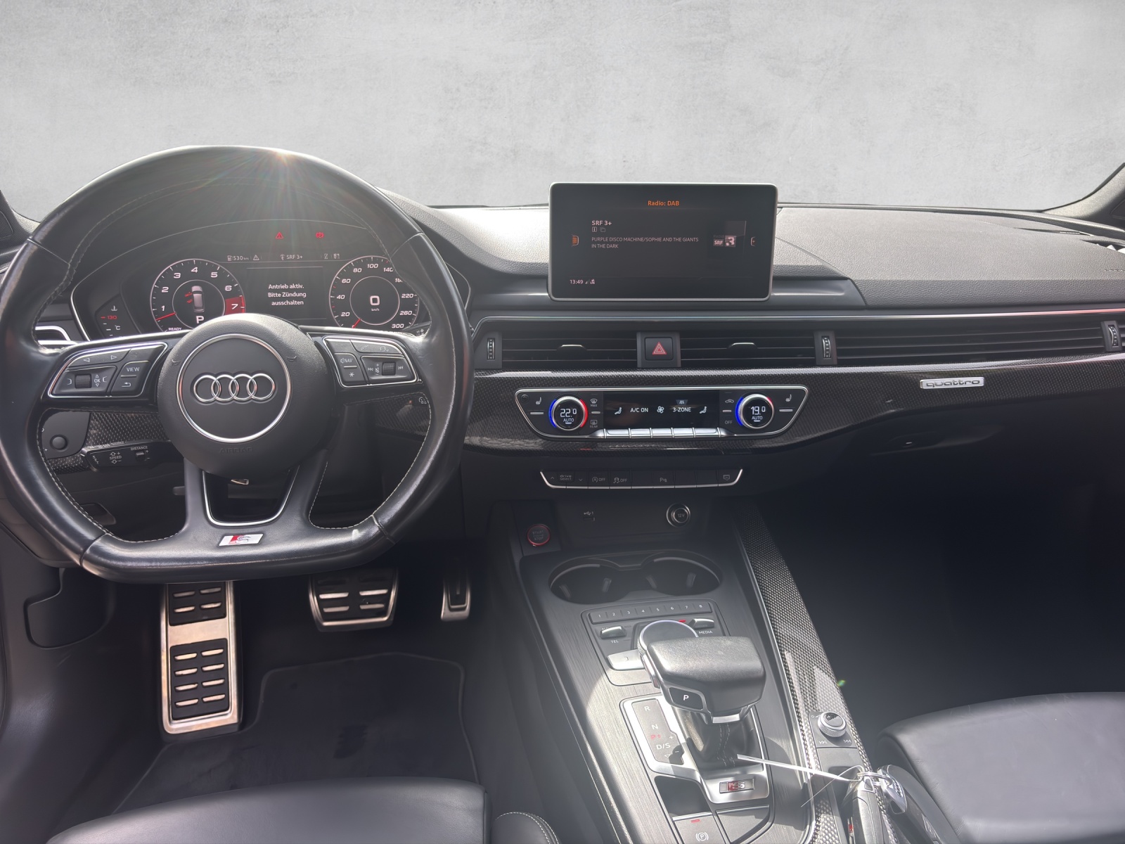 AUDI S4 Avant 3.0 TFSI quattro tiptronic-image-11