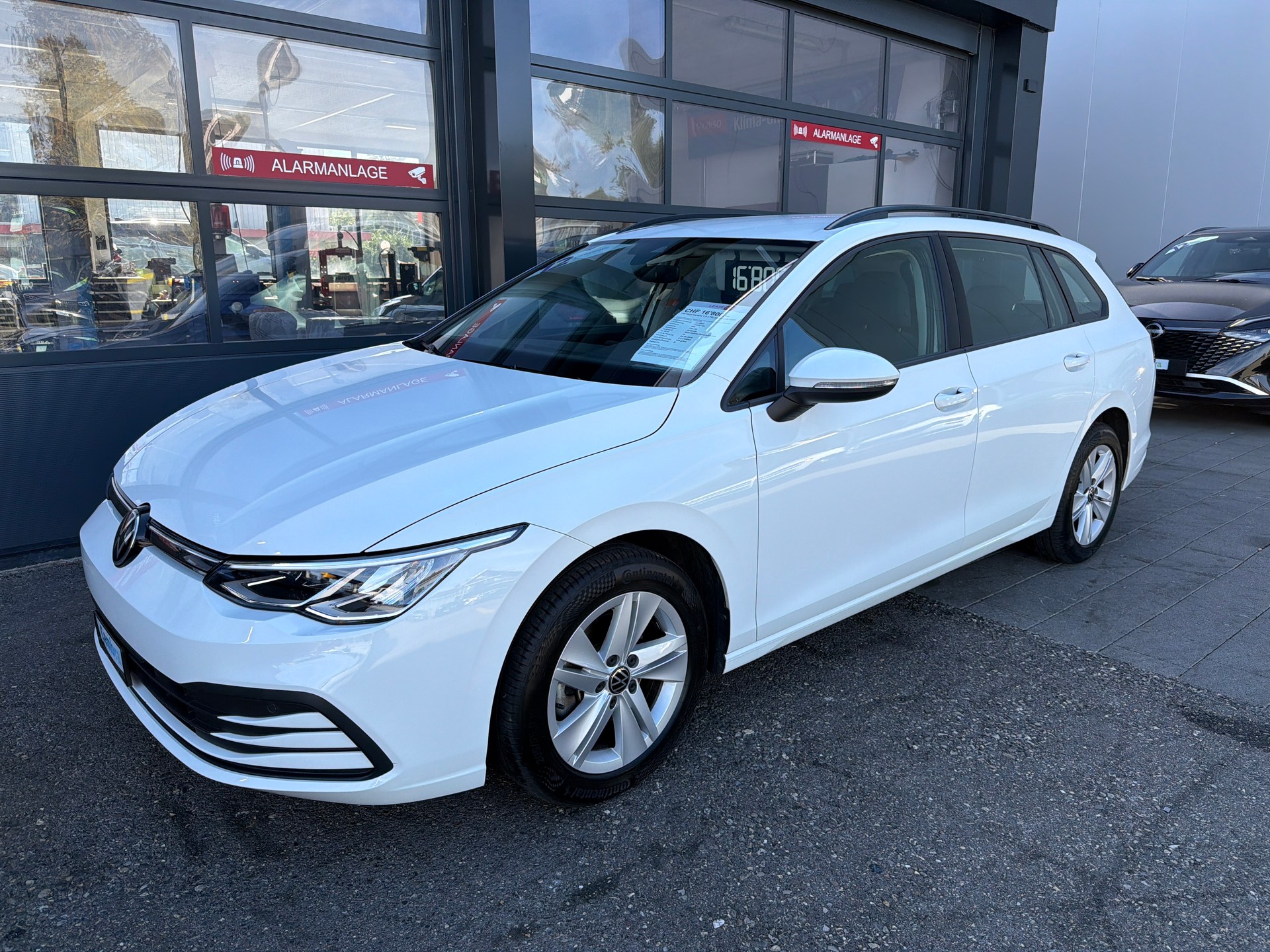 VW Golf Variant 1.0 eTSI mHEV Life DSG-showroom-element-1