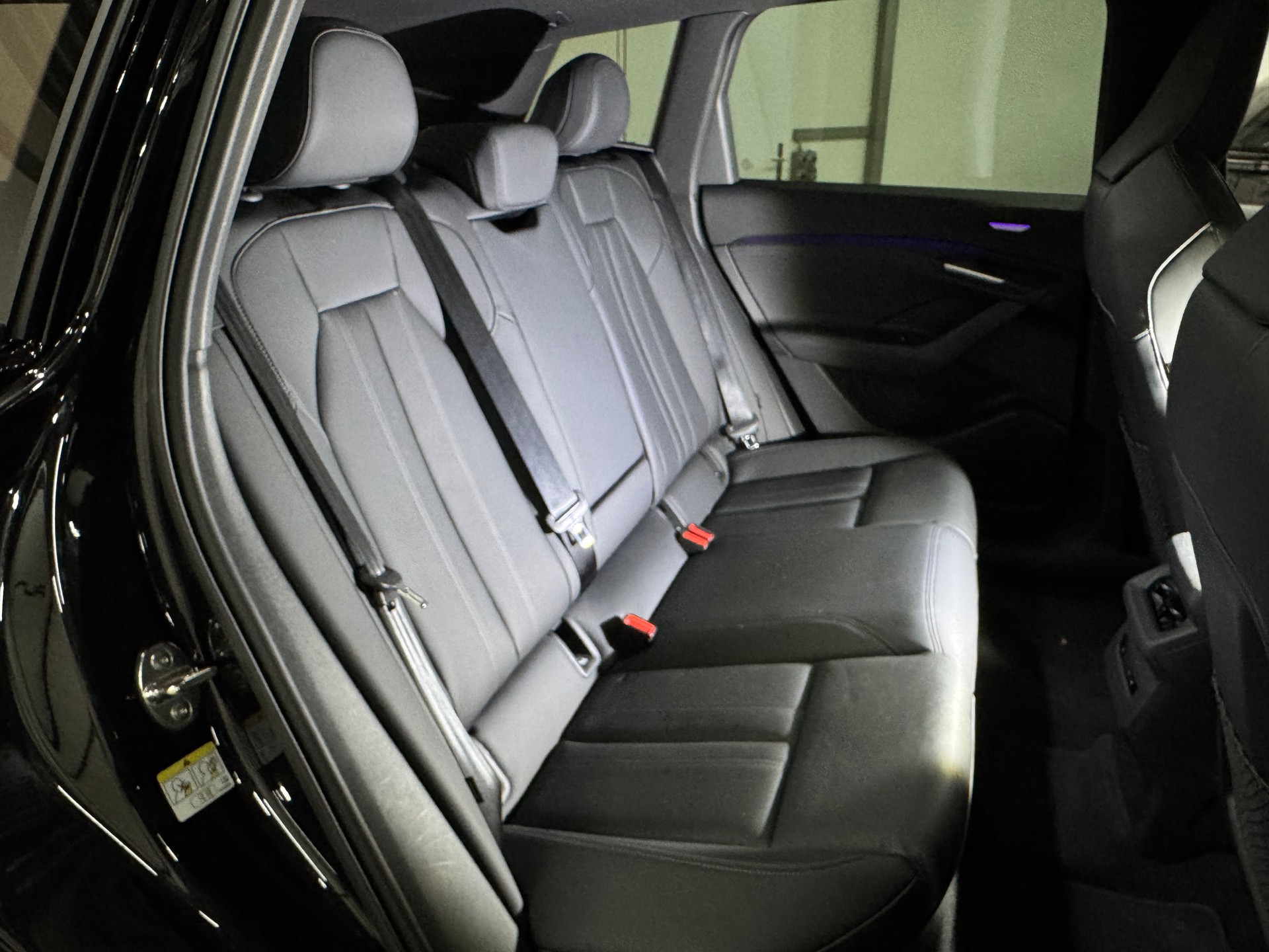AUDI SQ6 e-tron quattro 489PS // CH-Fahrzeug // TOP-Ausstattung // Paket Premium Experience-image-13