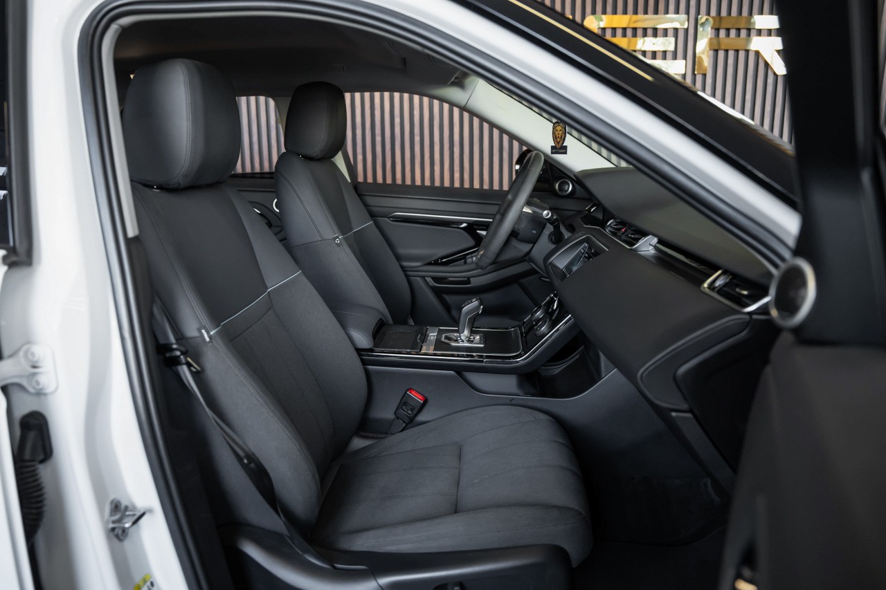 LAND ROVER Range Rover Evoque D 150 S AT9-image-14