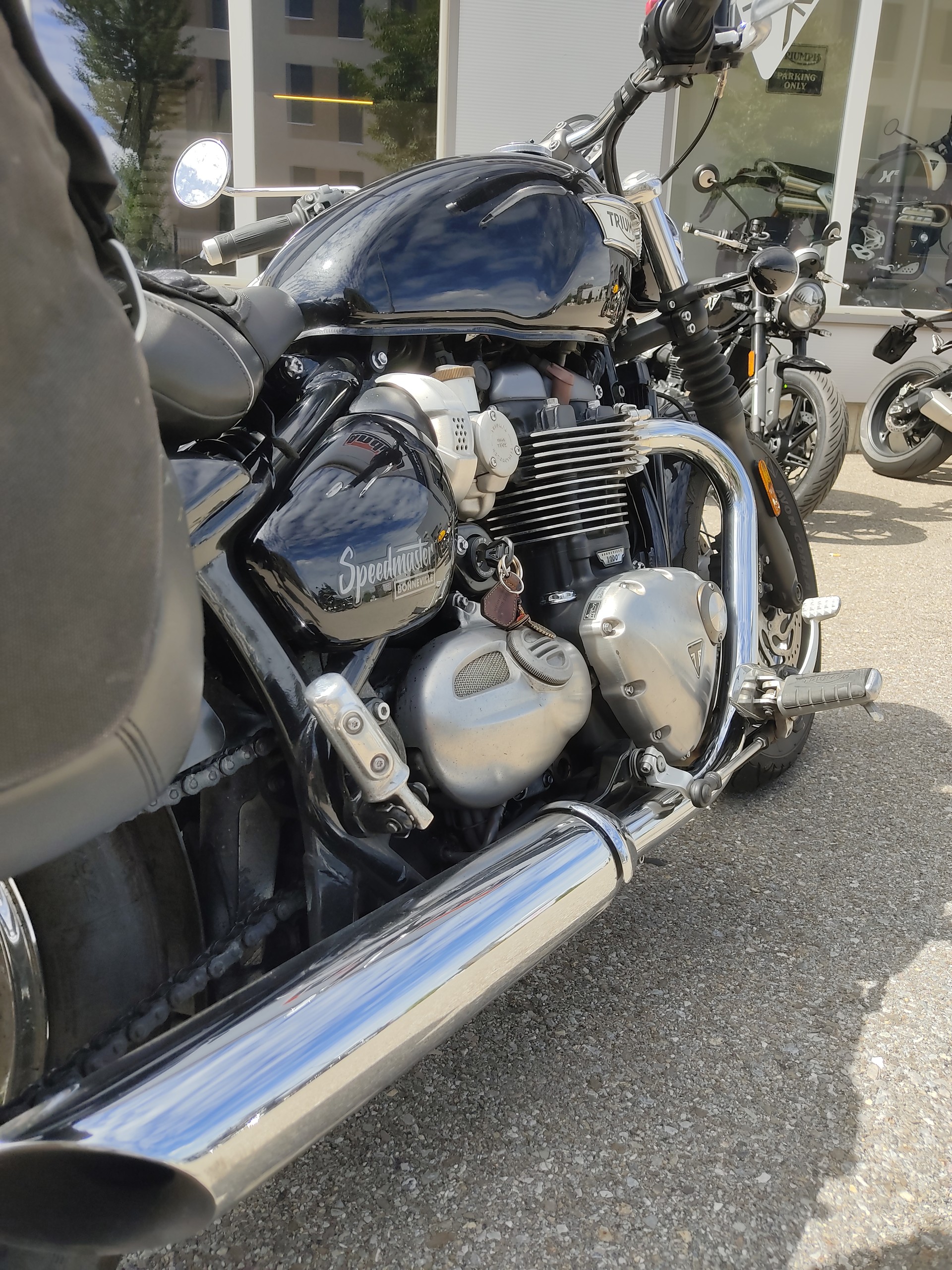 TRIUMPH Bonneville 1200 Speedmaster ABS-showroom-element-3