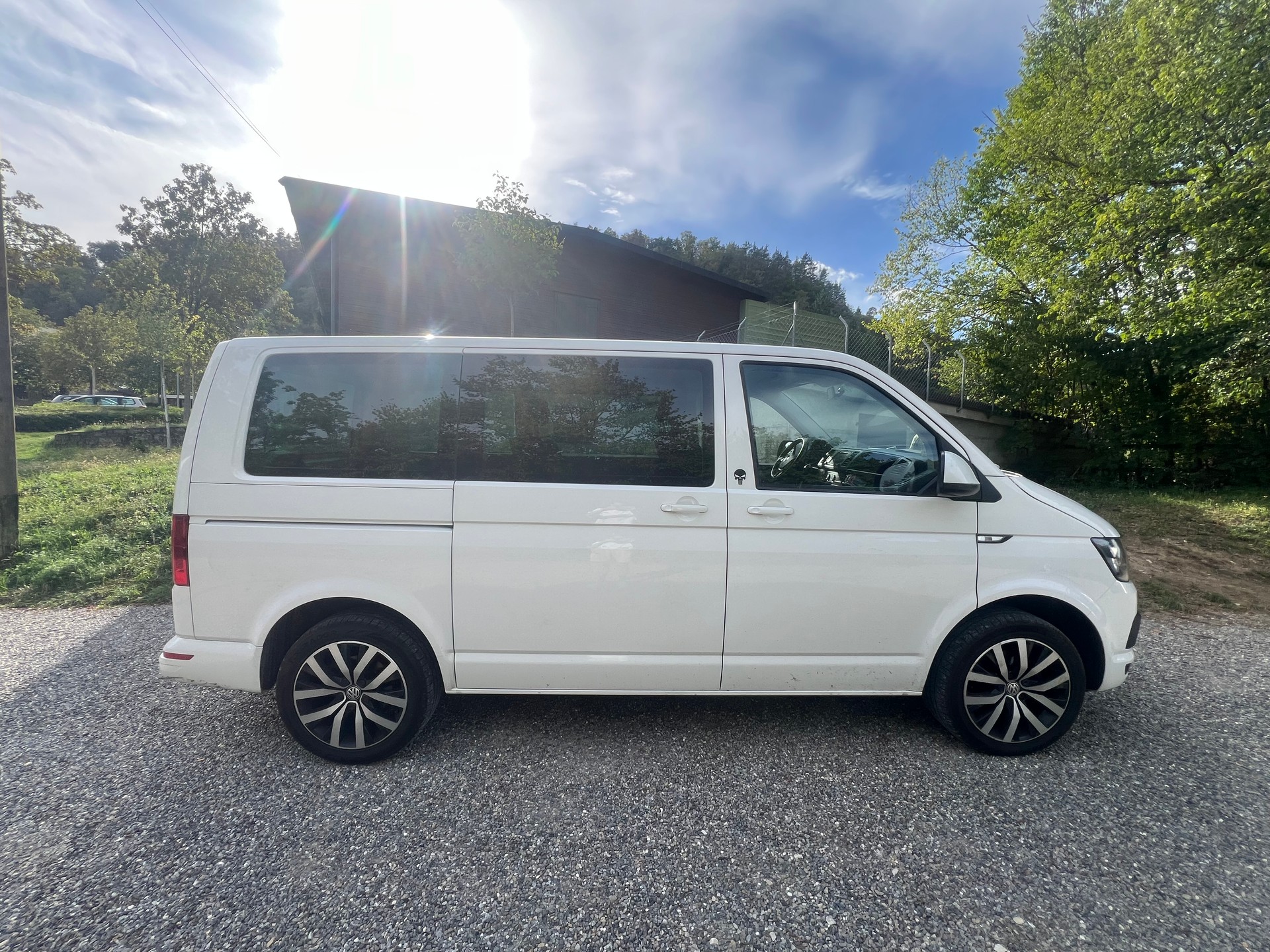 VW T6 2.0 TDI DSG-image-1