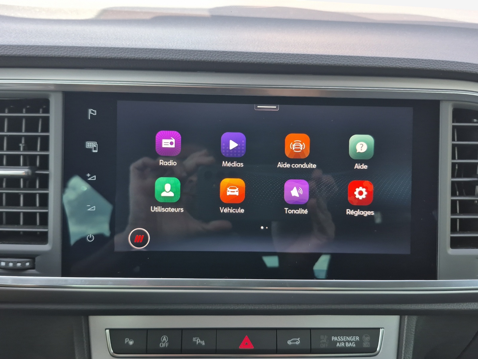 SEAT Ateca 2.0 TSI Hola FR 4Drive DSG-image-15