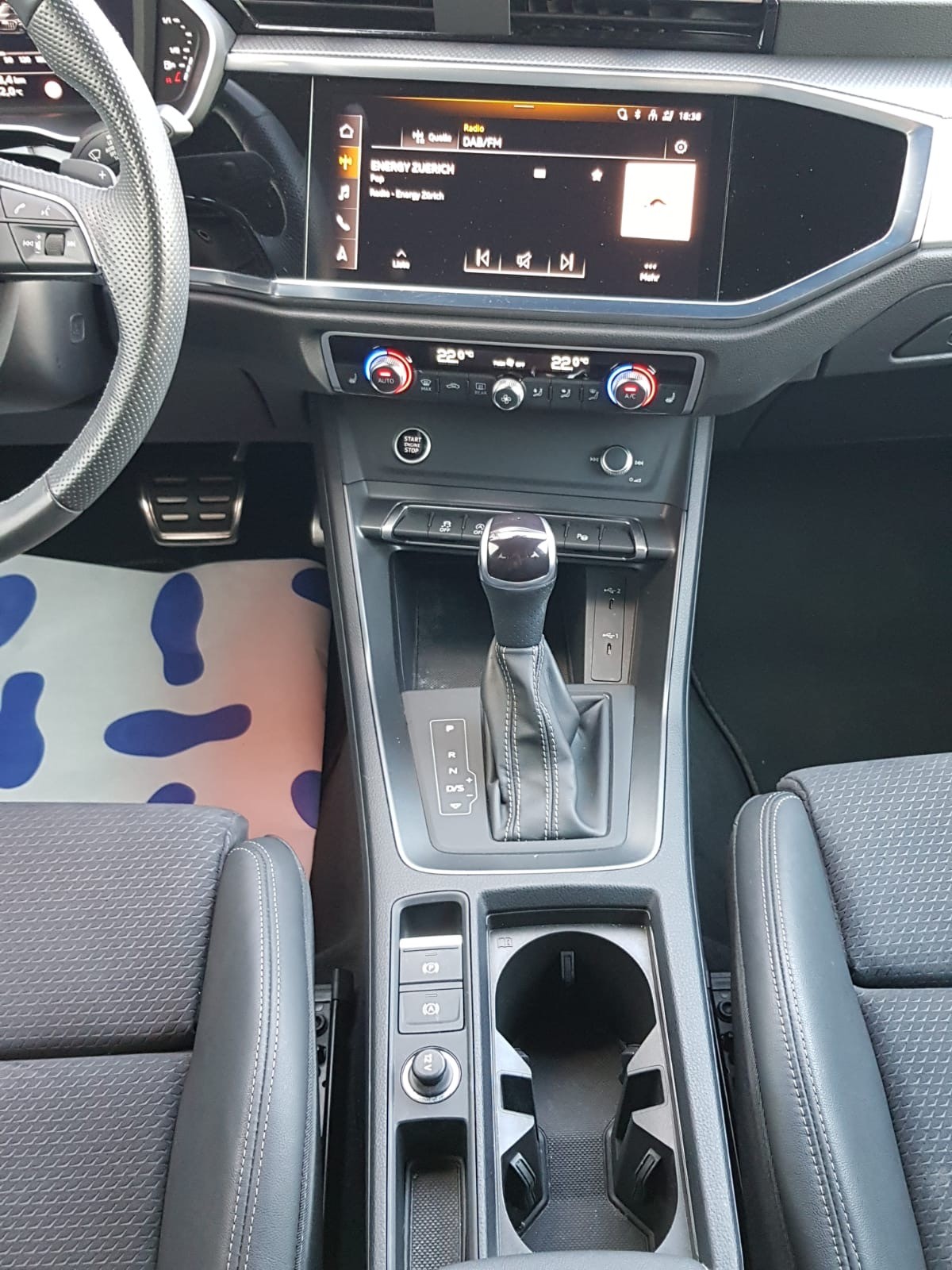 AUDI Q3 Sportback 35 TFSI Attraction S-tronic Leasing Finanzierung möglich-image-9