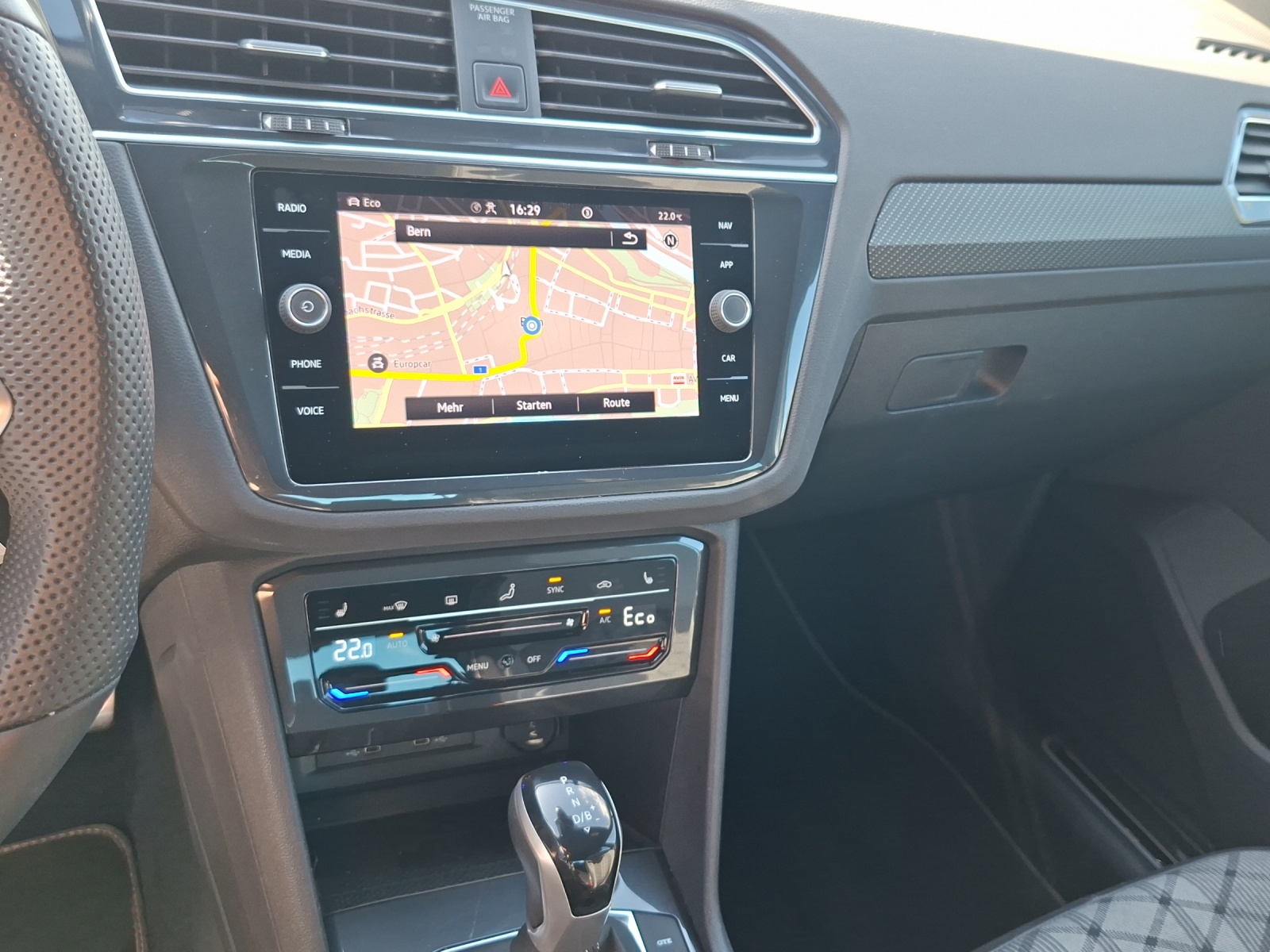VW Tiguan 1.4TSI PHEV Selection DSG-image-11