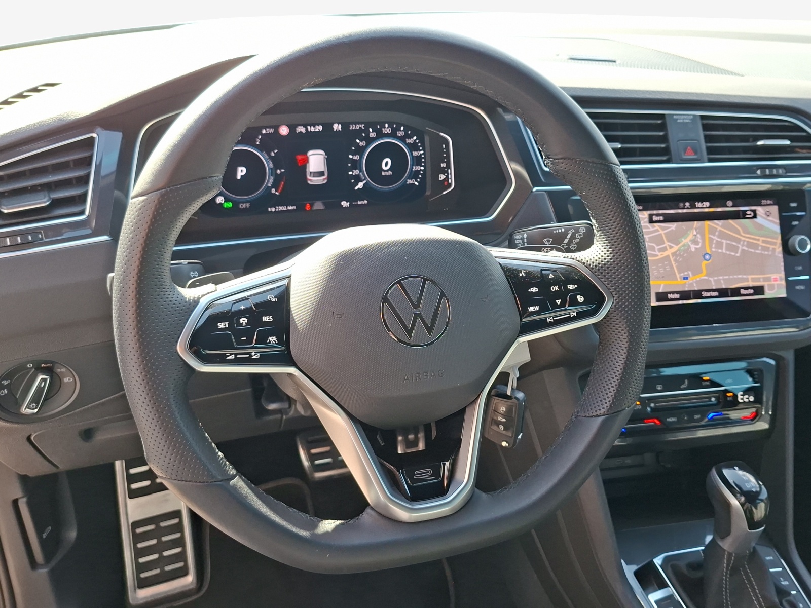 VW Tiguan 1.4TSI PHEV Selection DSG-image-10