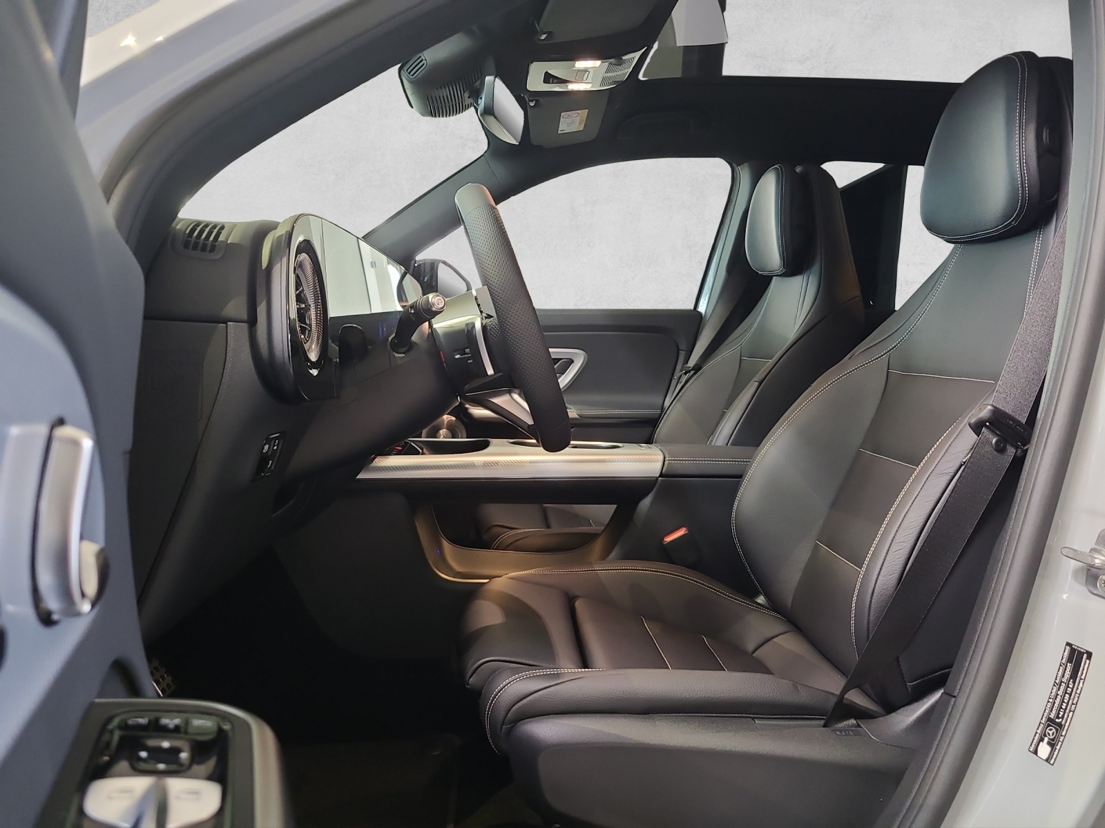 MERCEDES-BENZ GLB 220 4M X248-image-15