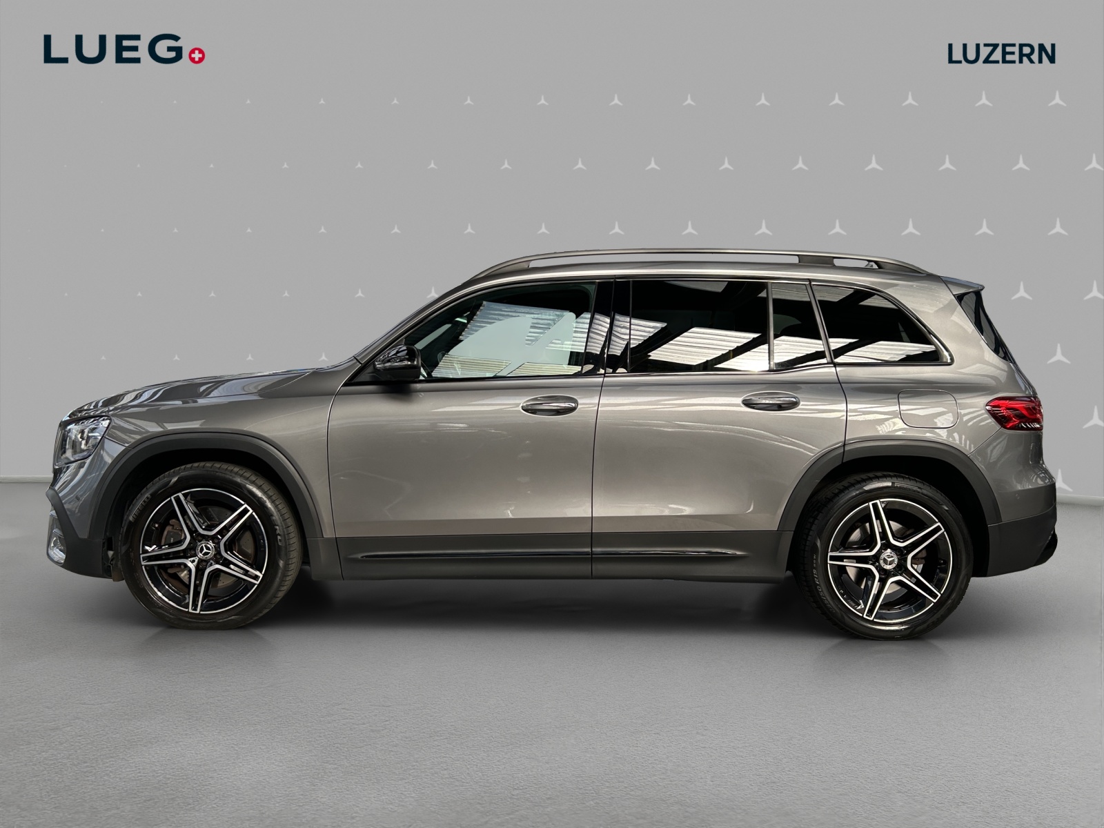 MERCEDES-BENZ GLB 220 d 4Matic AMG Line 8G-Tronic-image-1