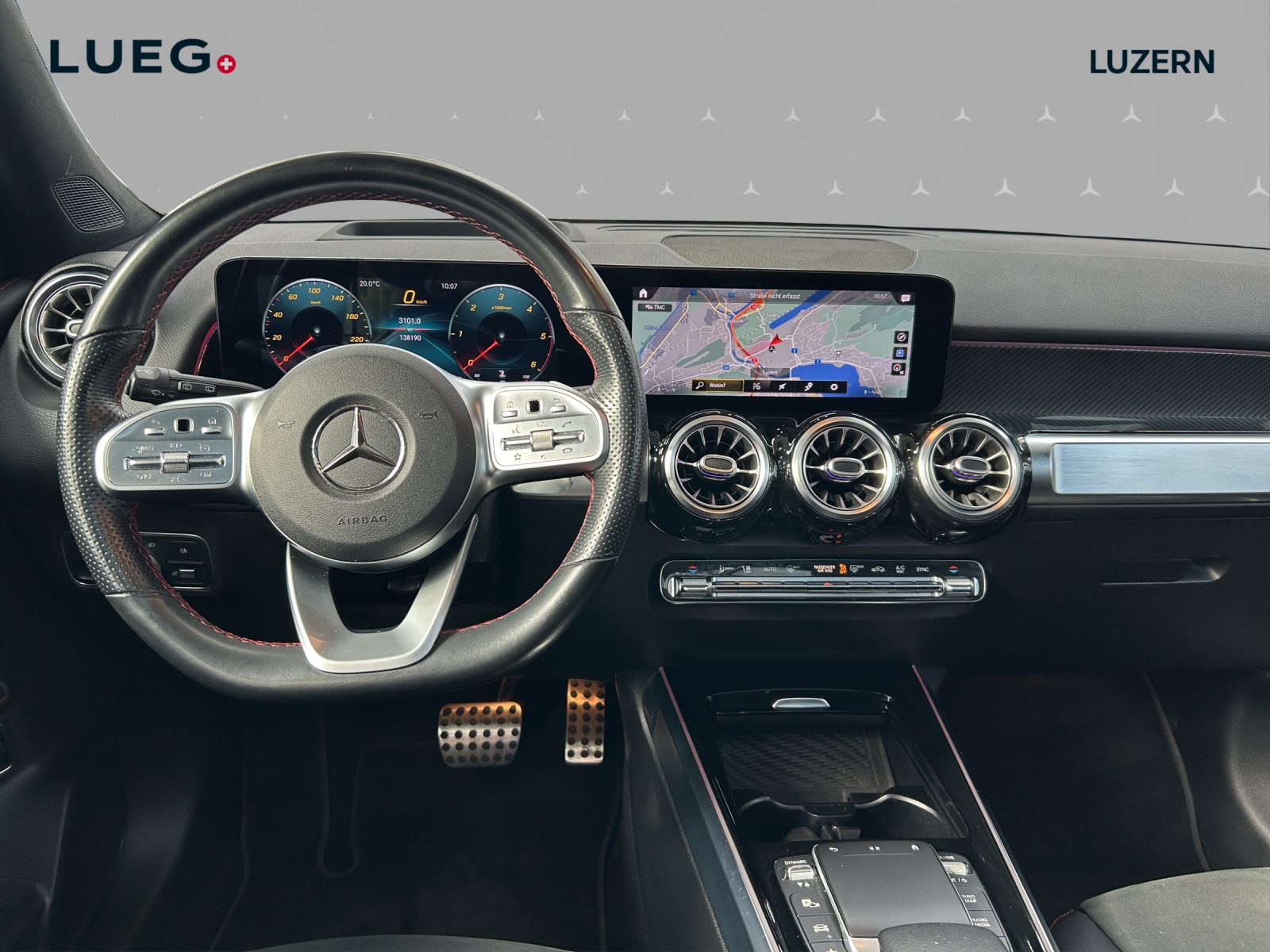 MERCEDES-BENZ GLB 220 d 4Matic AMG Line 8G-Tronic-image-10