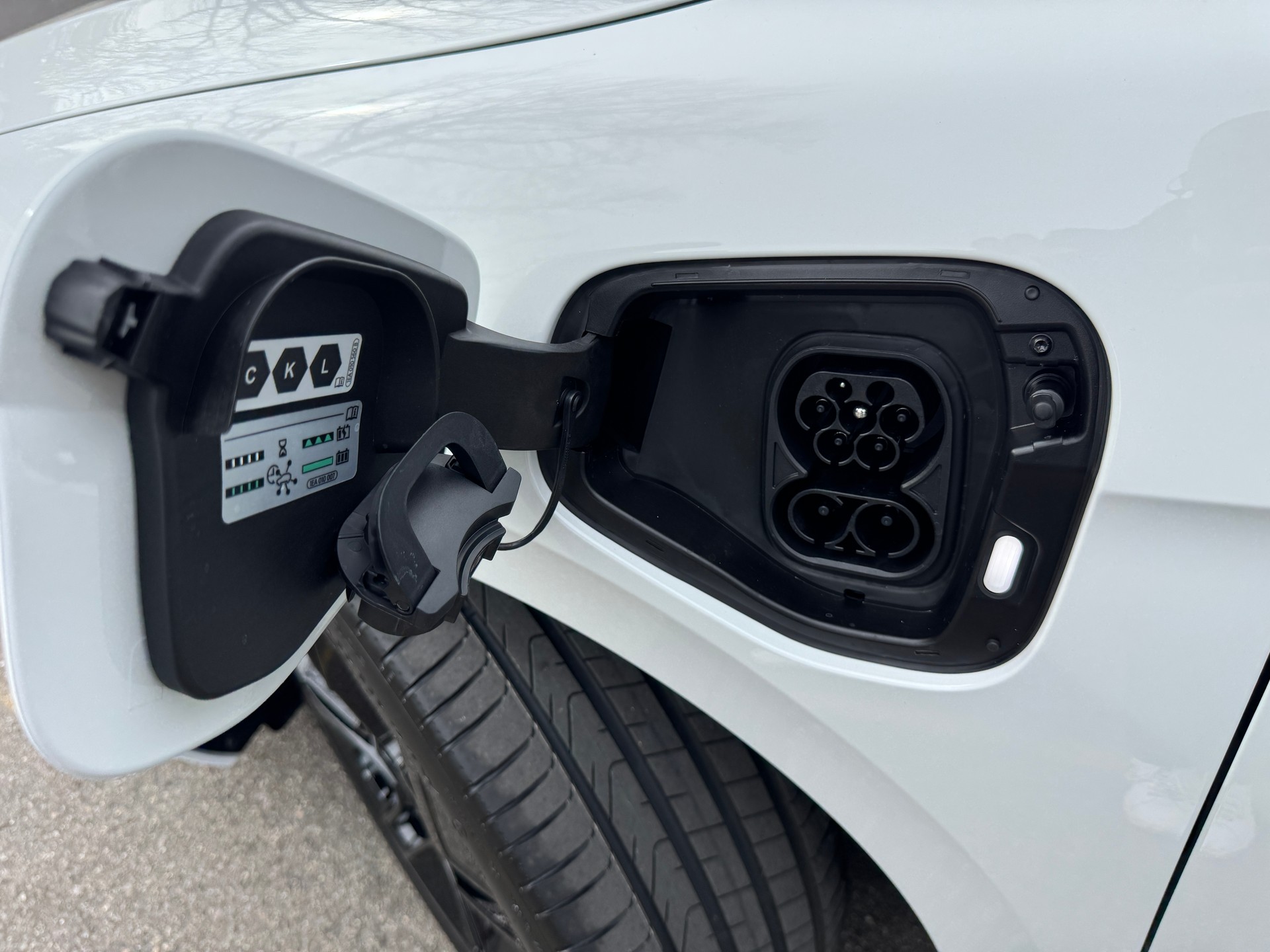 VW Passat Variant 1.5 TSI evo2 Plug-In- Hybrid R-Line DSG-image-30