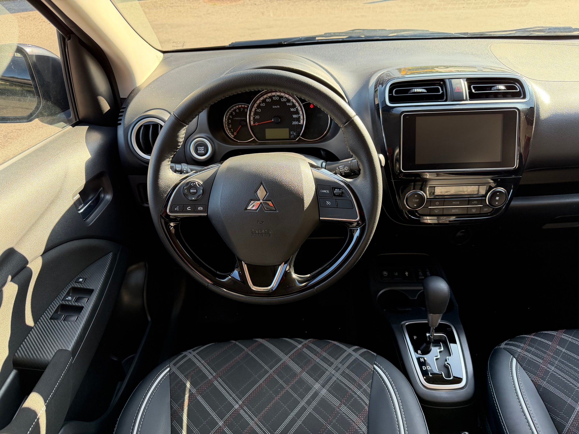 MITSUBISHI Space Star 1.2 CVT Intense+-image-15