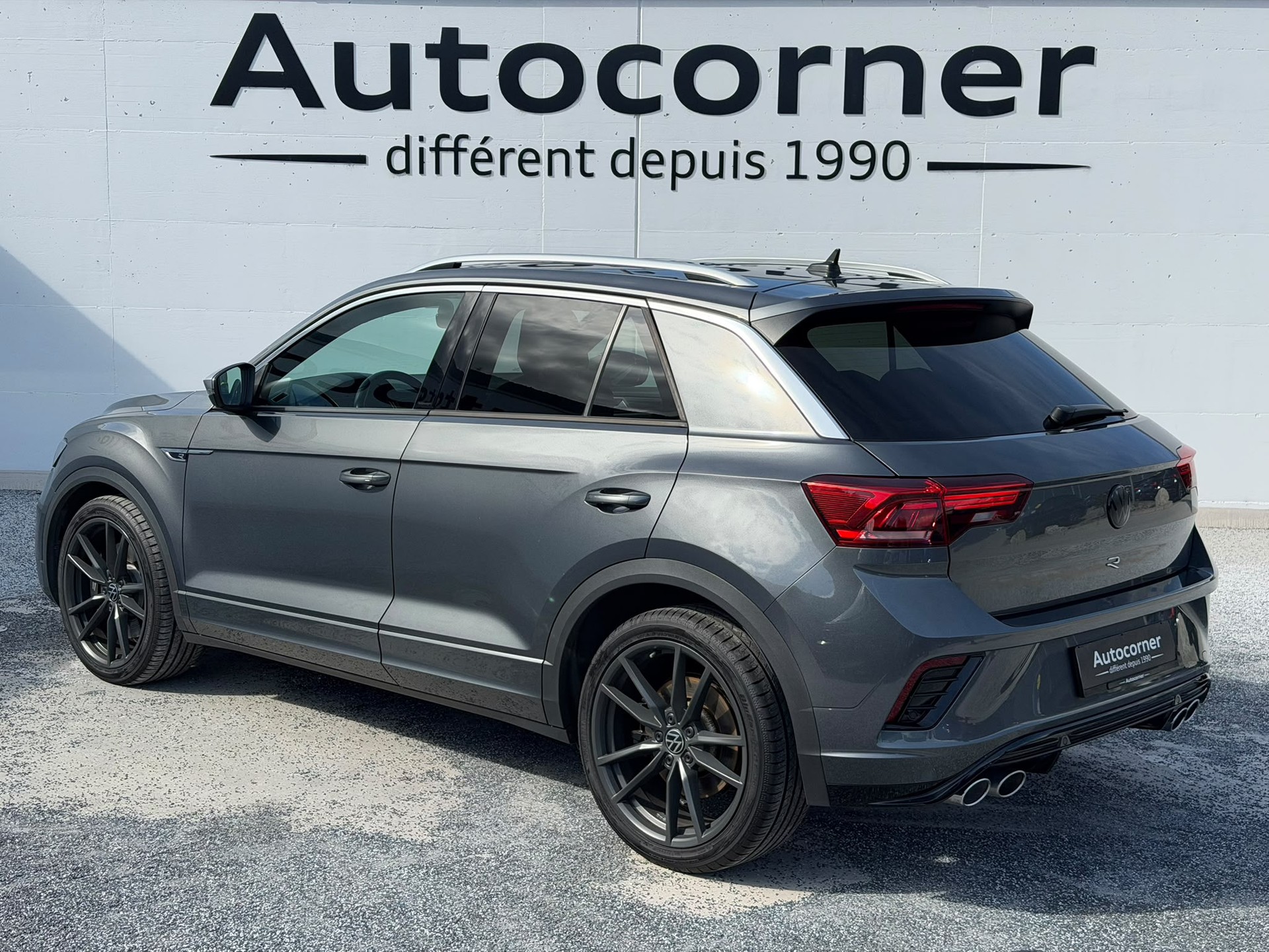 VW T-Roc 2.0 TSI R DSG 4Motion-image-5