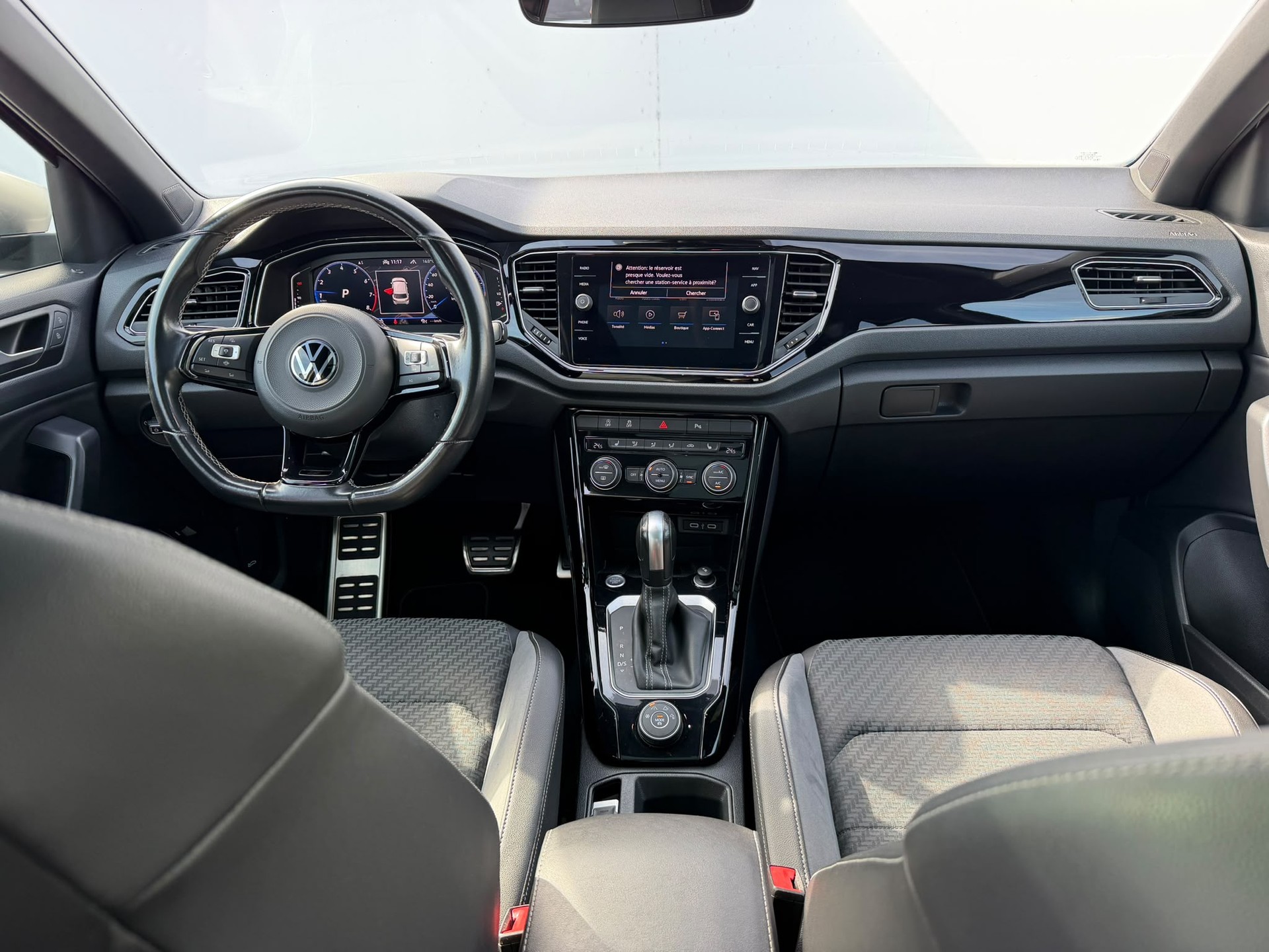 VW T-Roc 2.0 TSI R DSG 4Motion-image-7