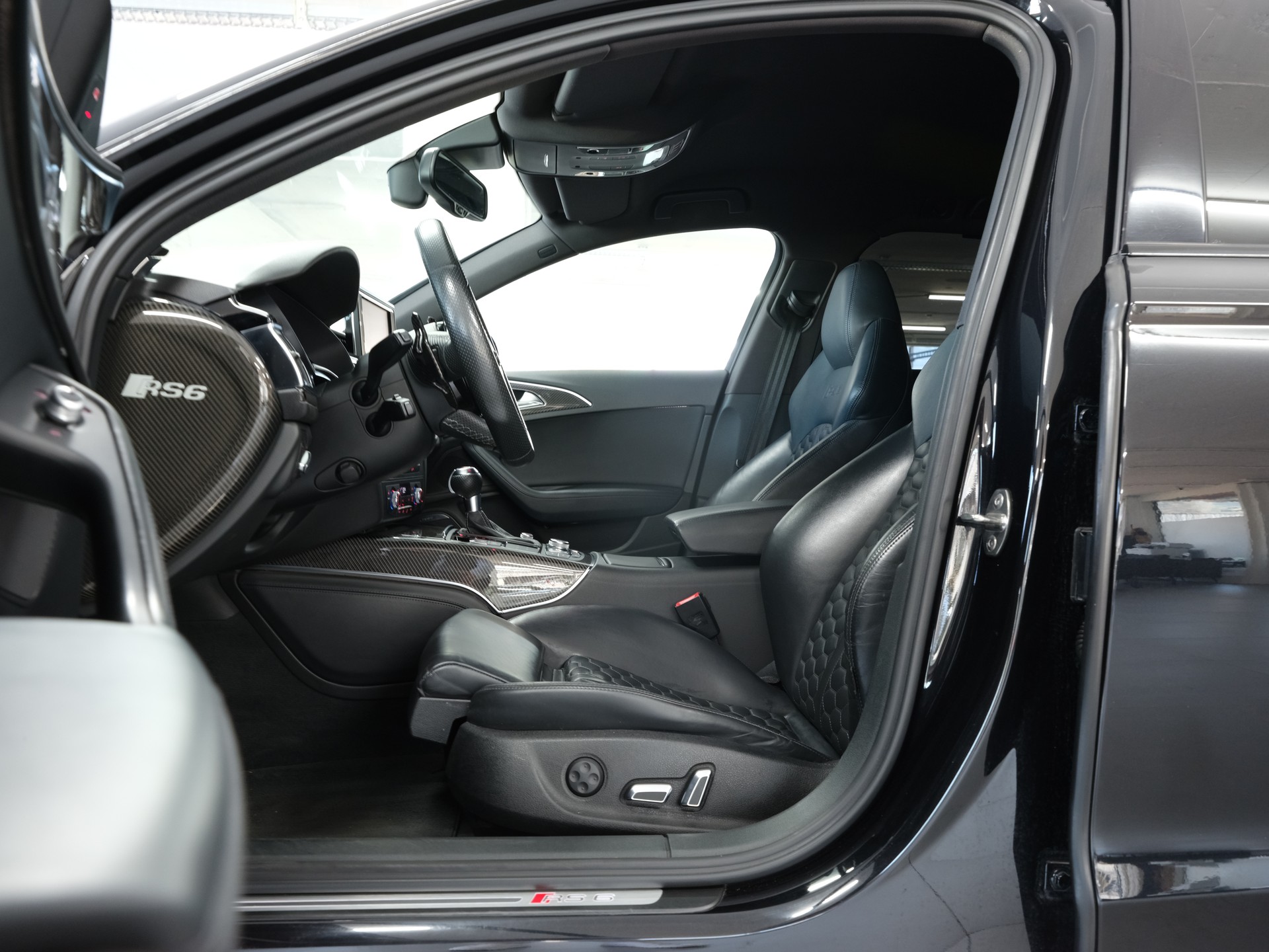 AUDI RS6 Avant 4.0 TFSI V8 quattro Tiptronic *ABT* *RS Performance* *Rückfahrkamera*-image-21