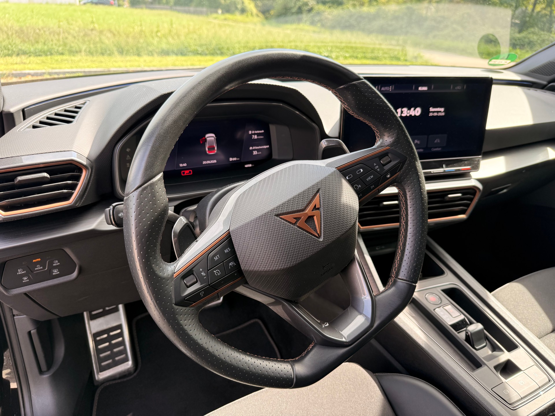CUPRA 2.0 TSI DSG-image-5