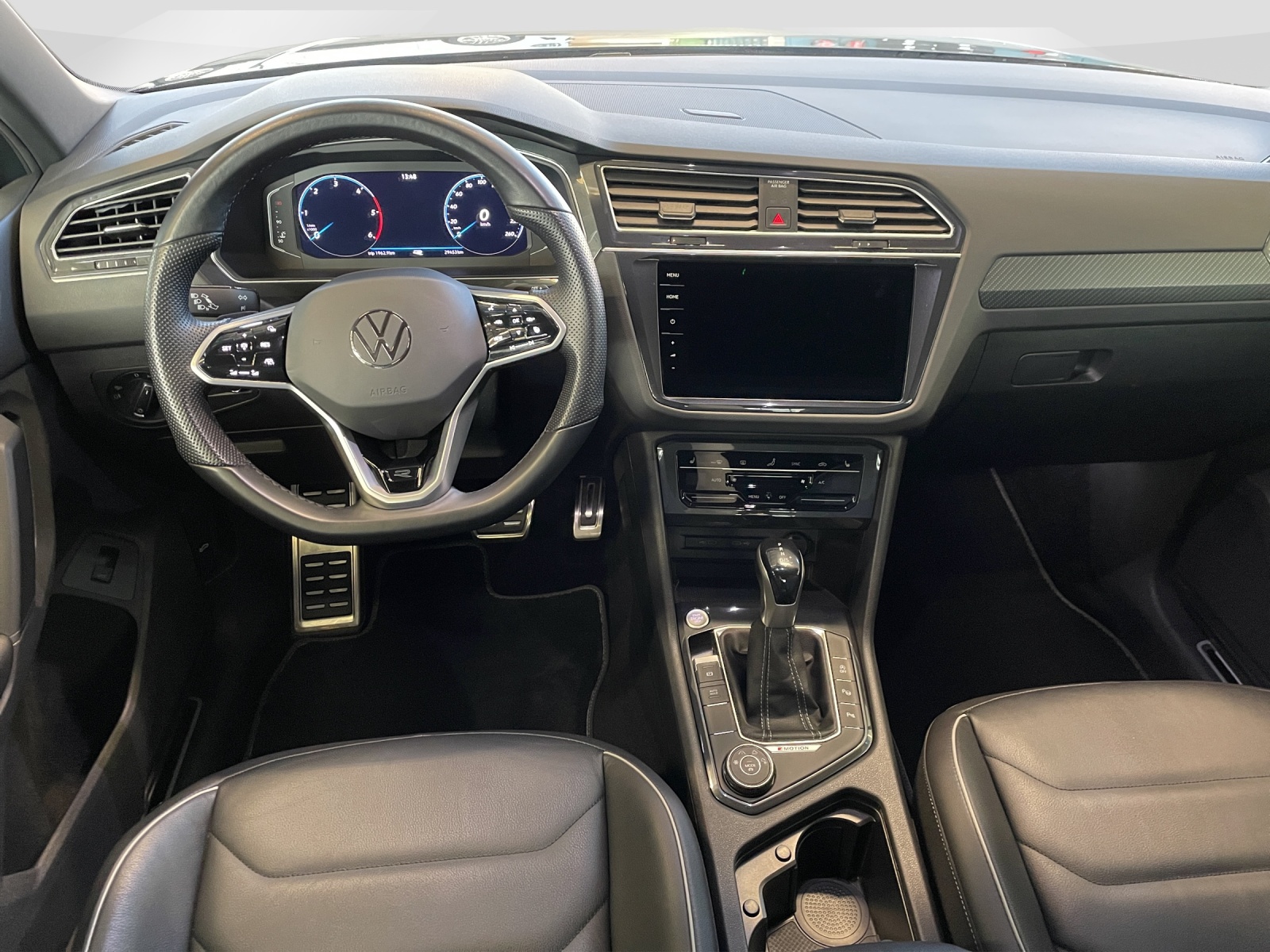 VW Tiguan 2.0 TDI SCR R-Line DSG-image-7