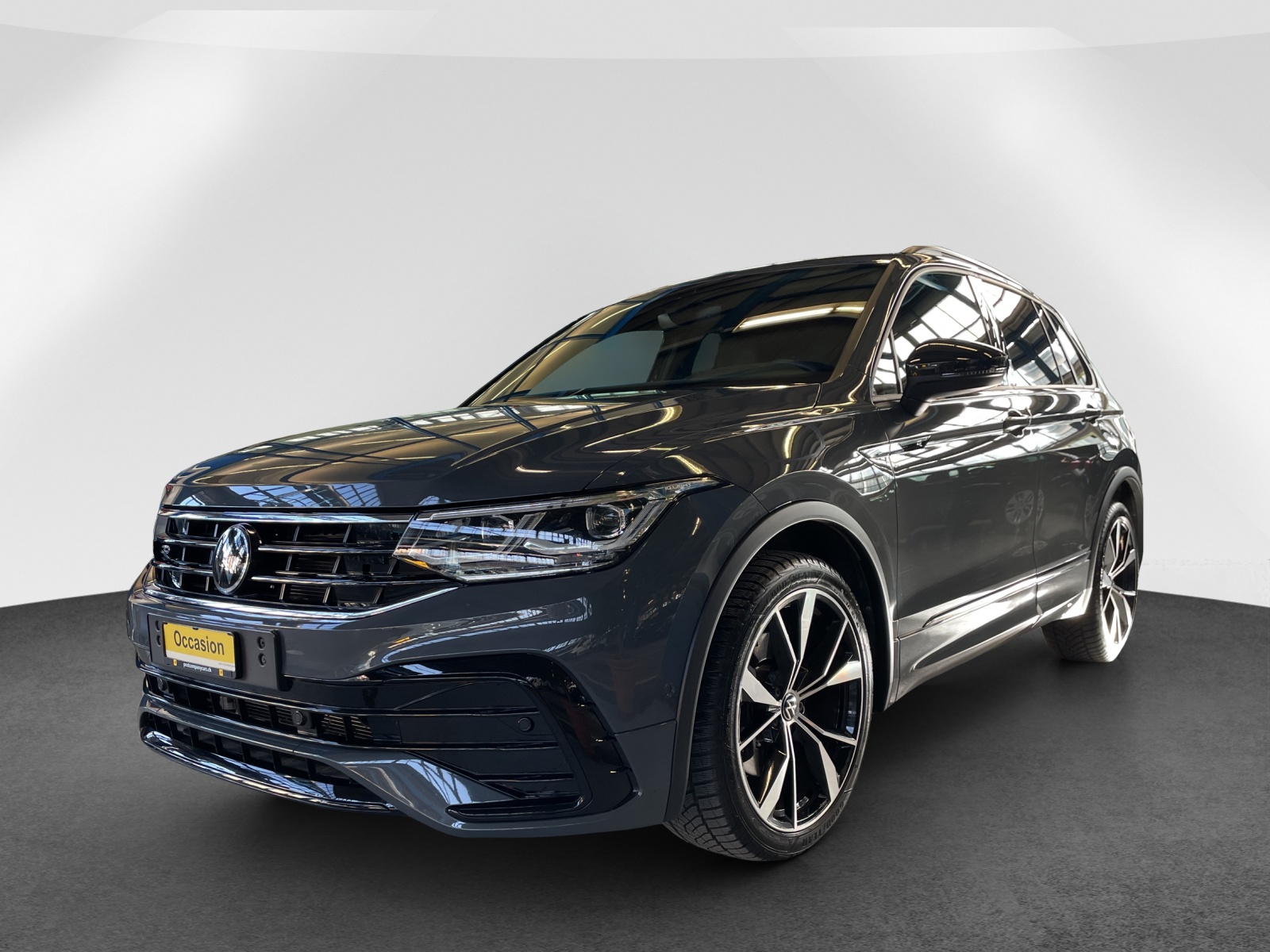 VW Tiguan 2.0 TDI SCR R-Line DSG-image-2