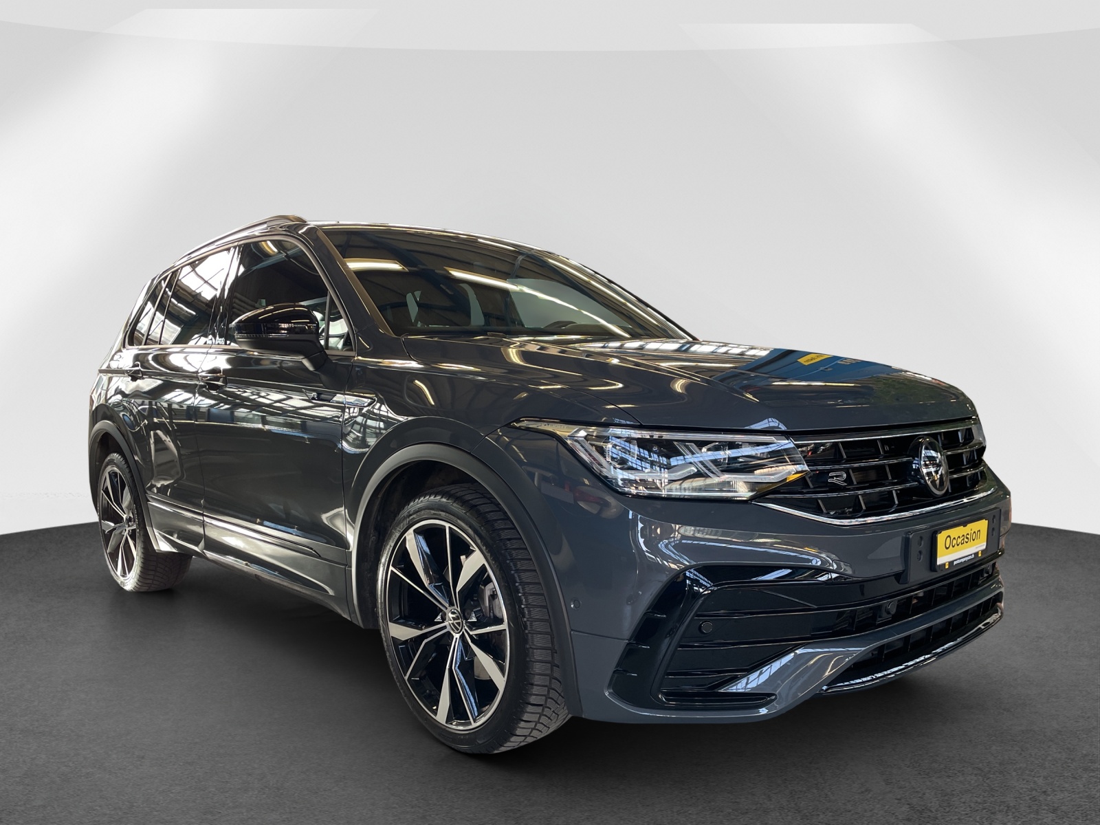VW Tiguan 2.0 TDI SCR R-Line DSG-image-0