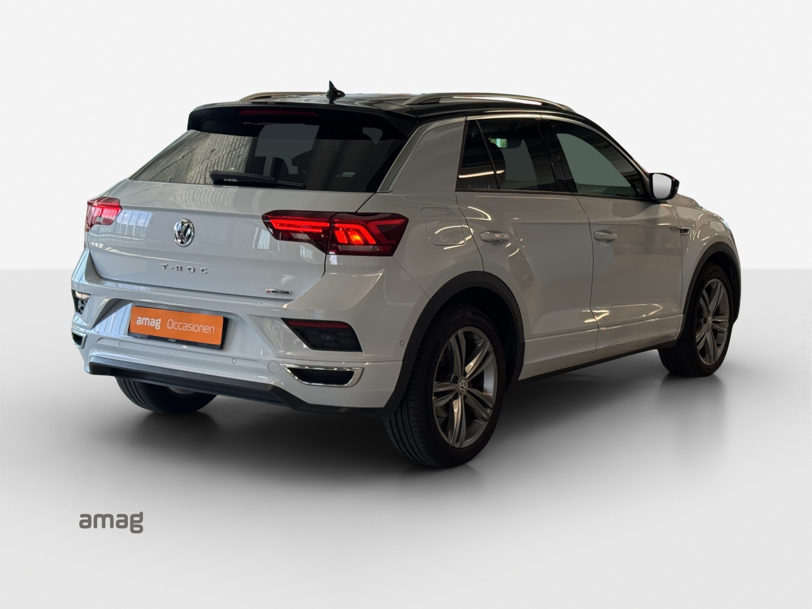 VW T-Roc 2.0 TSI Sport DSG 4Motion-image-4