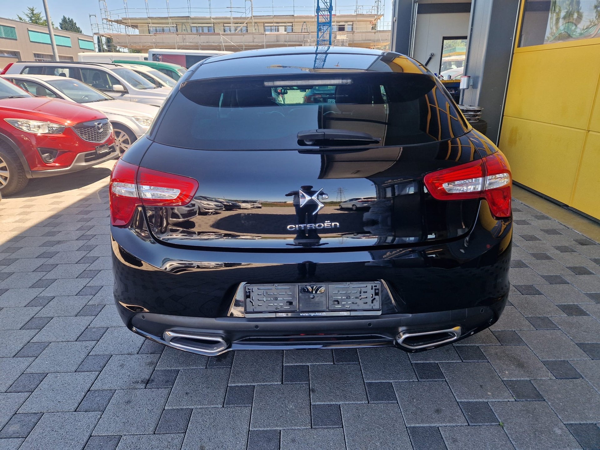 DS AUTOMOBILES DS5 2.0 HDi SO Chic Automatic-image-4