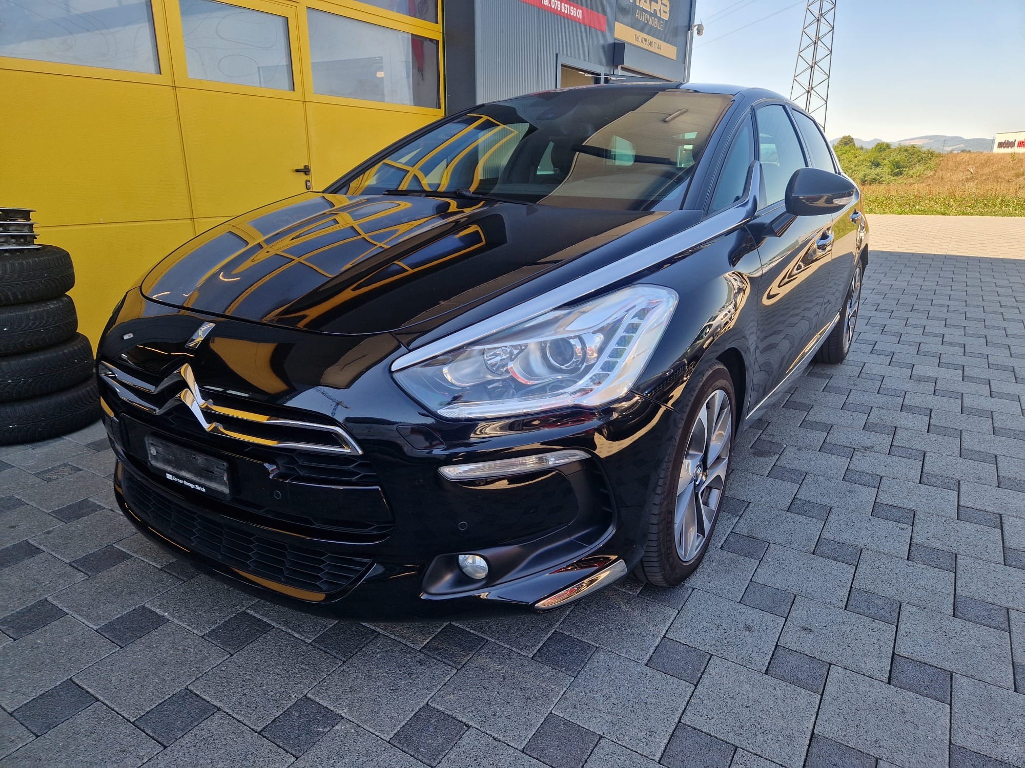 Car photo