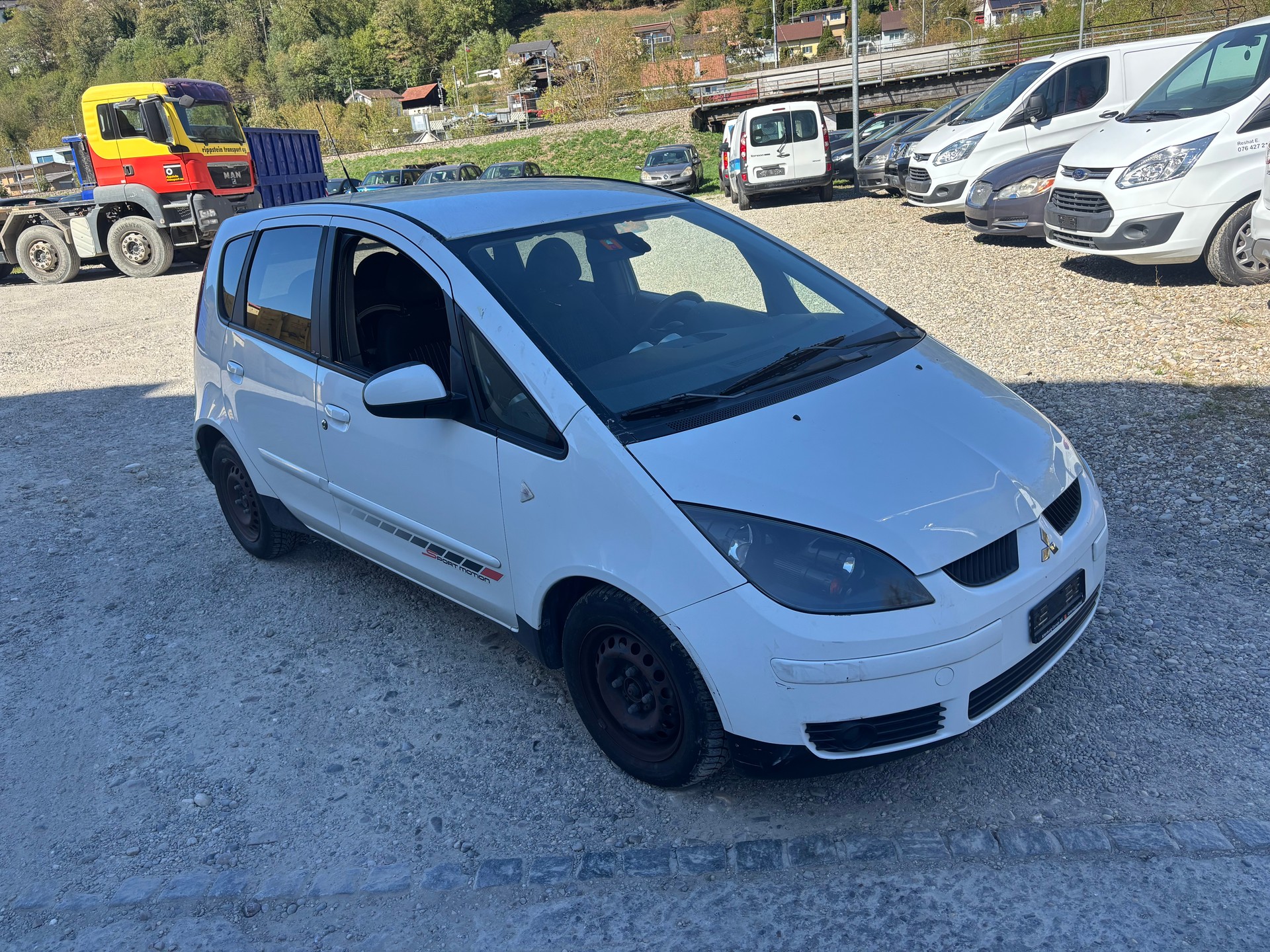 MITSUBISHI Colt 1.3 16V Sport motion-image-1