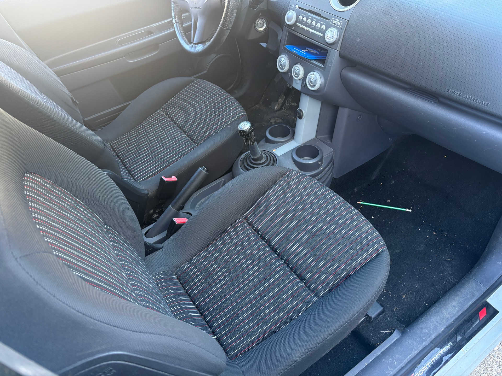 MITSUBISHI Colt 1.3 16V Sport motion-image-7
