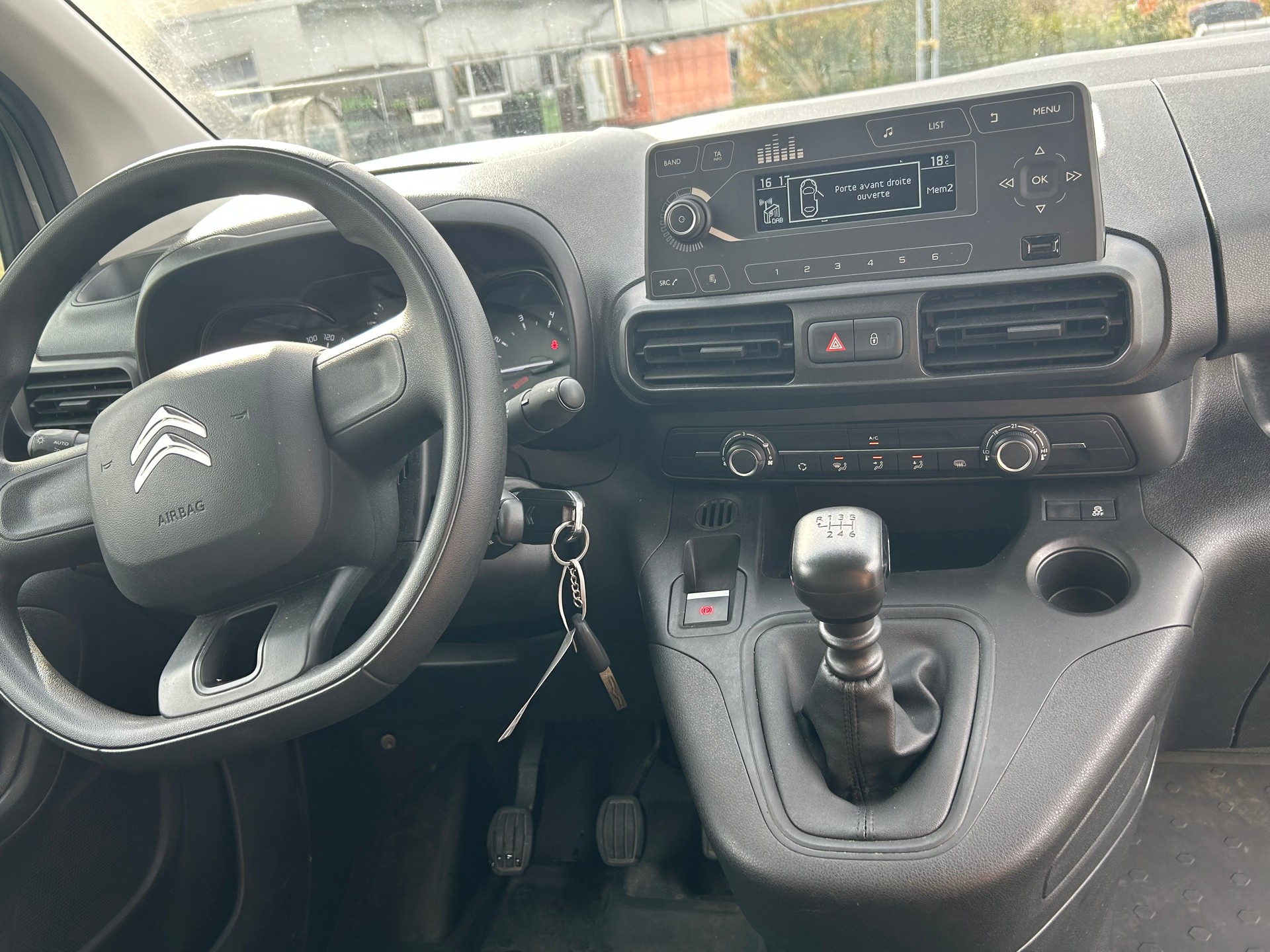 CITROEN Berlingo Van 1.2 Pure Tech 110 s/s Driver 650kg-image-7