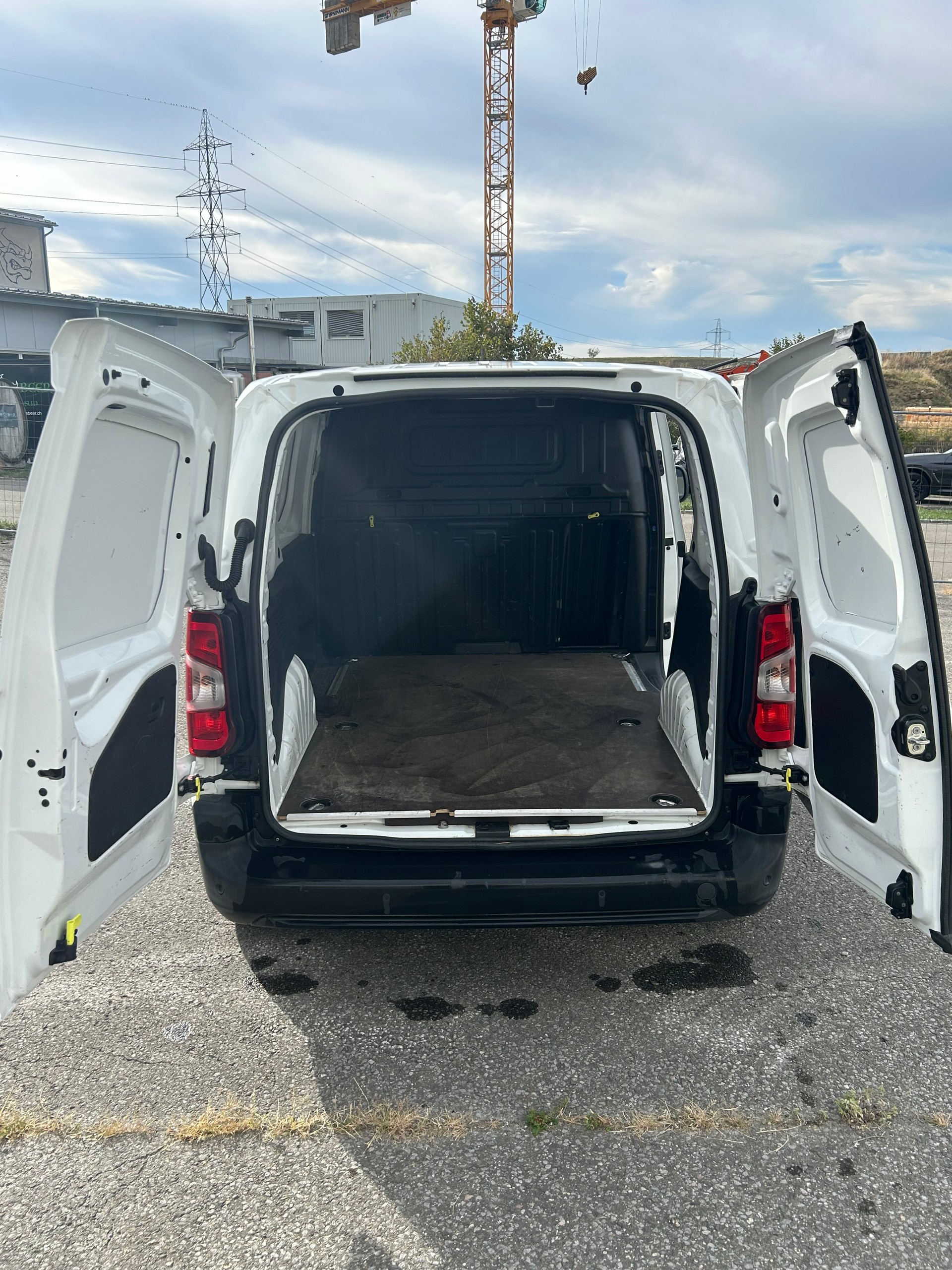 CITROEN Berlingo Van 1.2 Pure Tech 110 s/s Driver 650kg-image-5