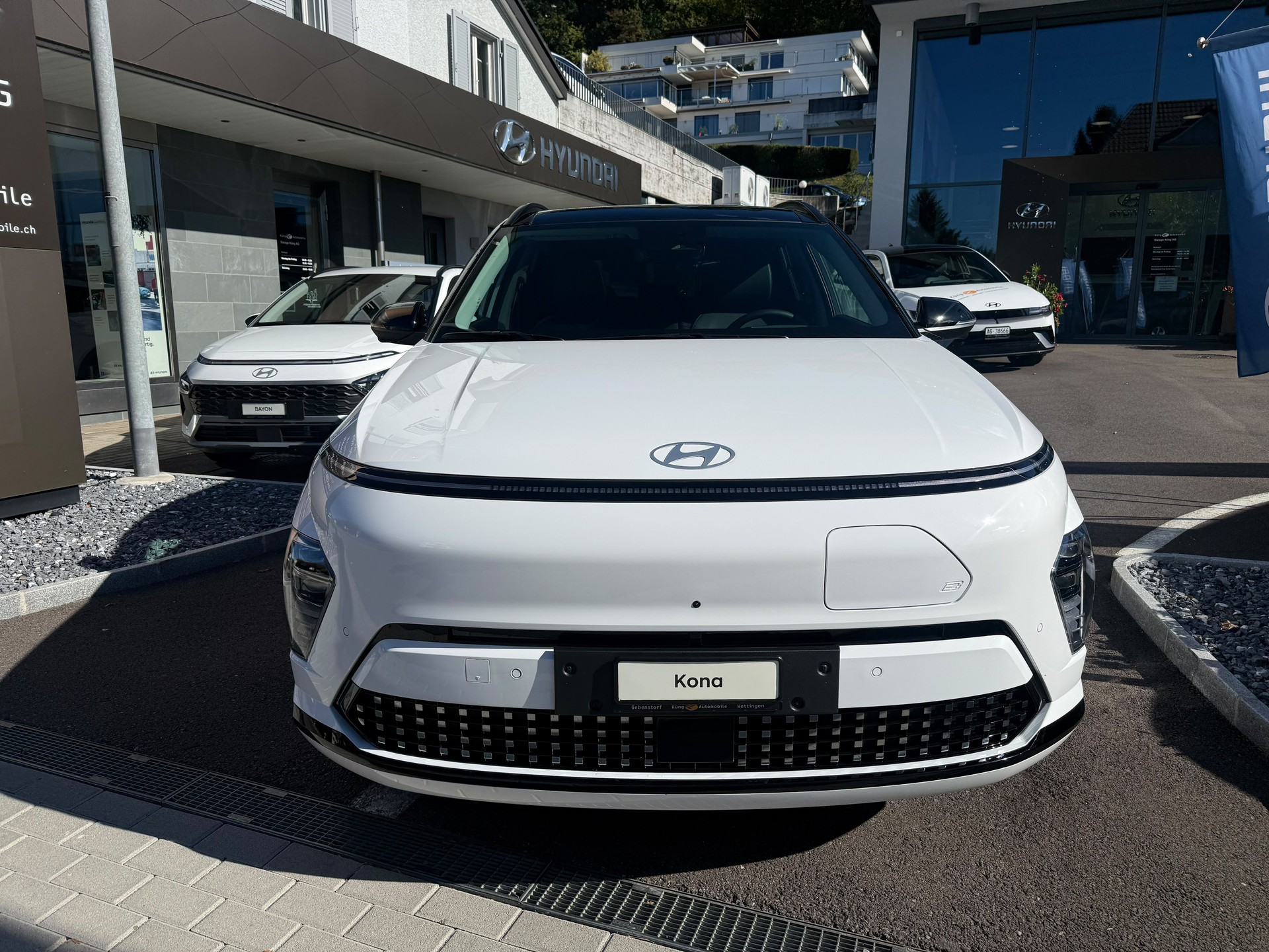 HYUNDAI Kona EV 65.4 kWh Vertex-showroom-element-2