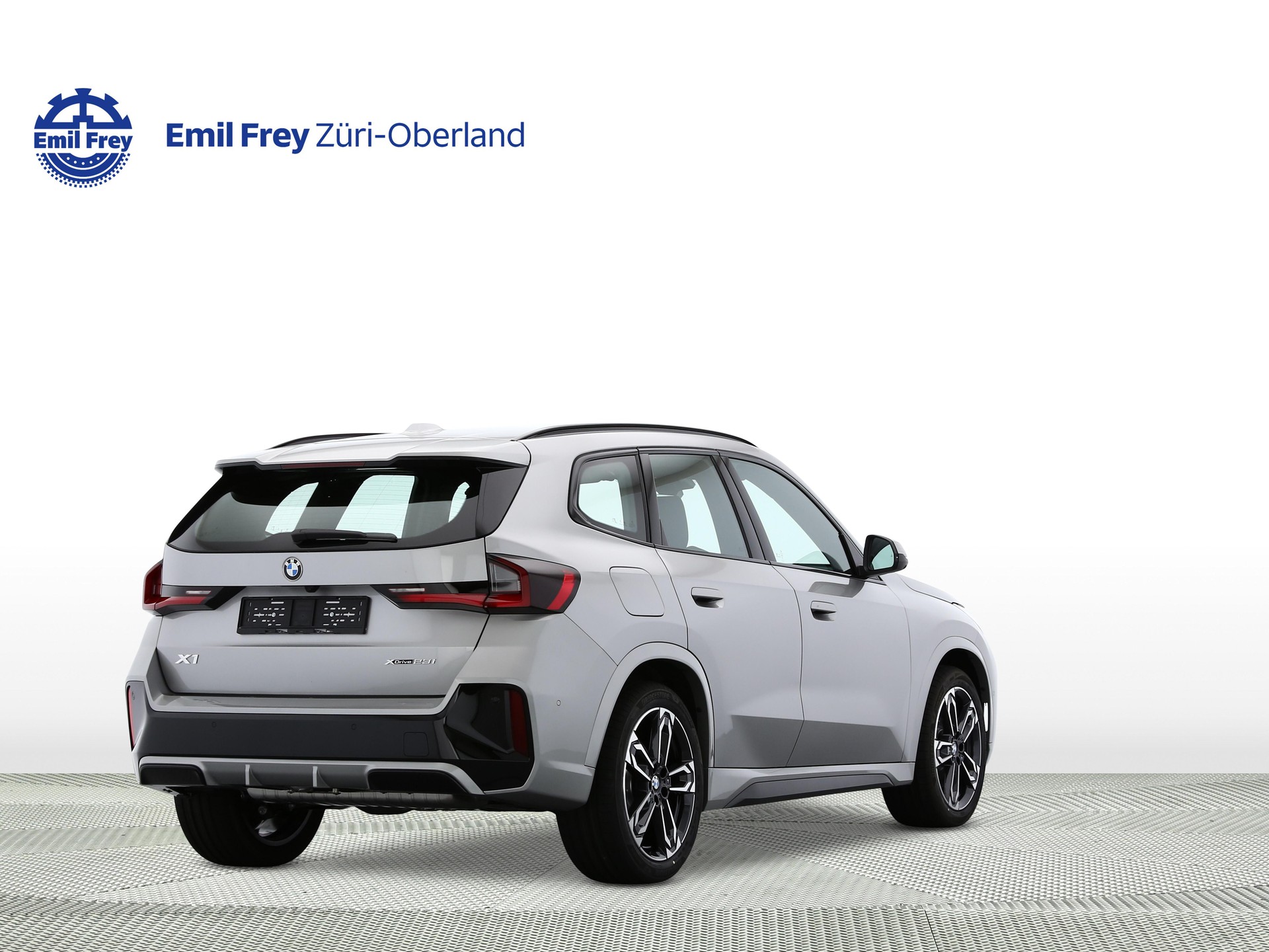 BMW X1 U11 23i xDrive-showroom-element-2
