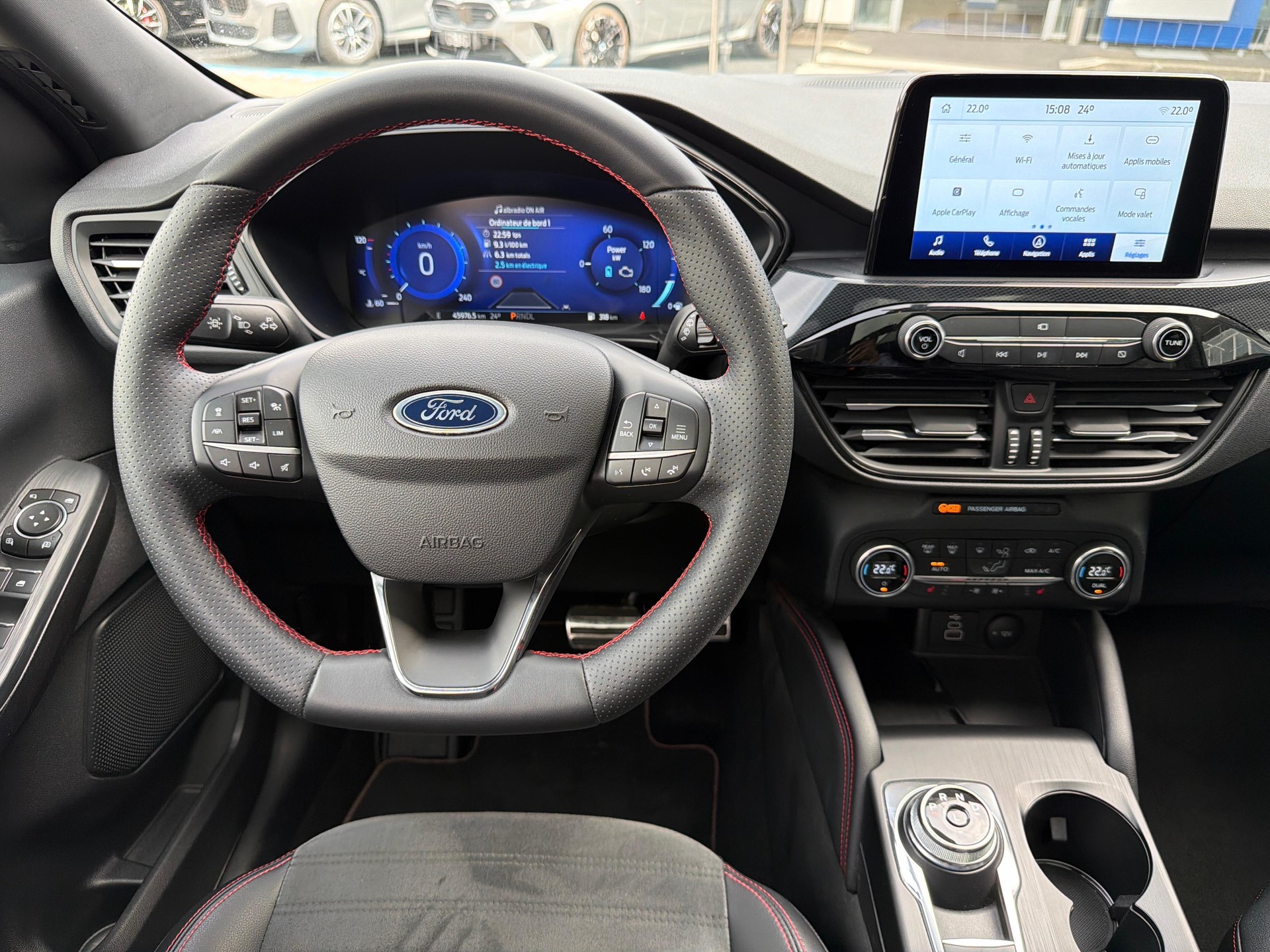FORD Kuga 2.5 Hybrid ST-Line X 4x4-image-12