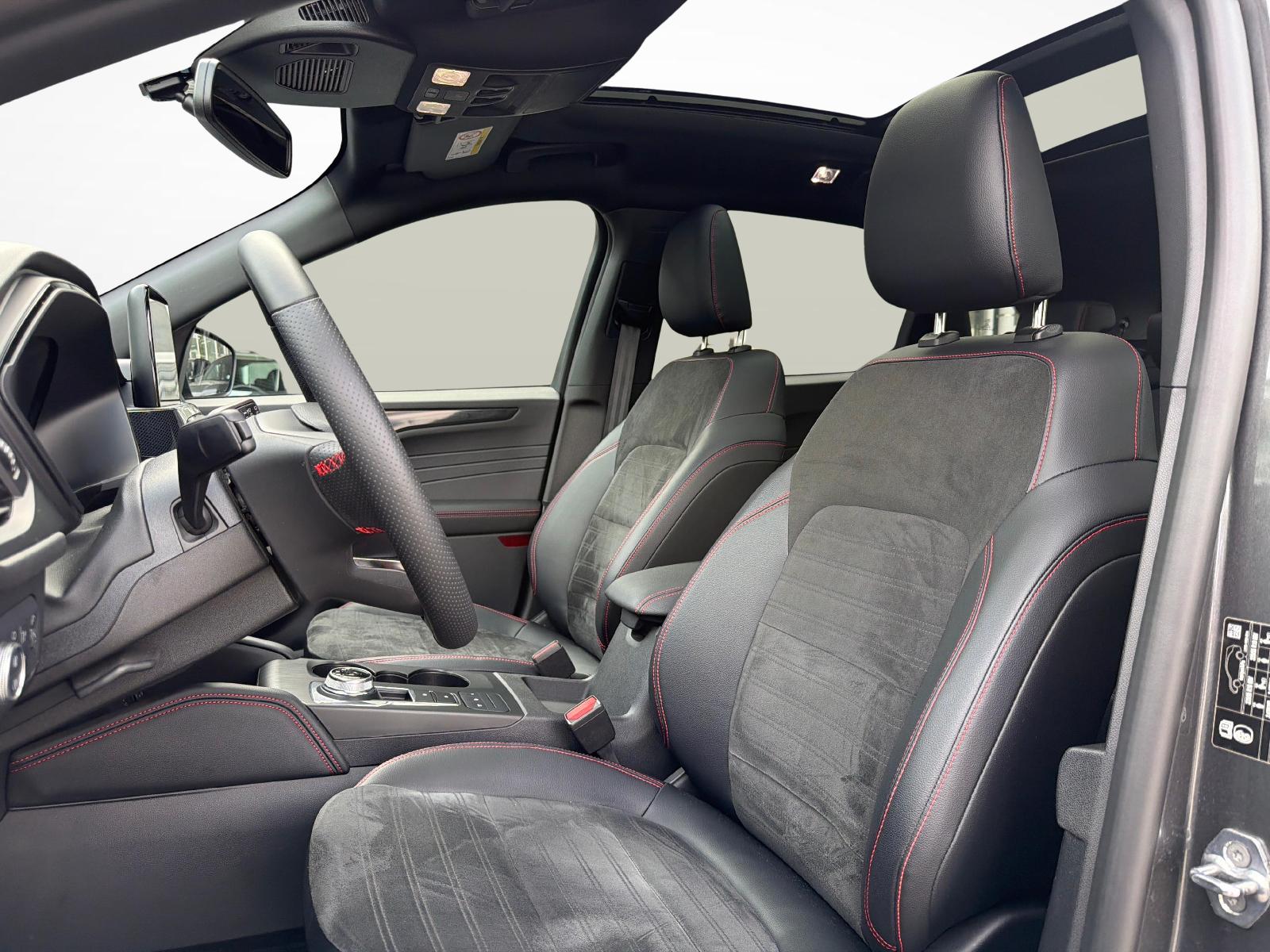 FORD Kuga 2.5 Hybrid ST-Line X 4x4-image-9