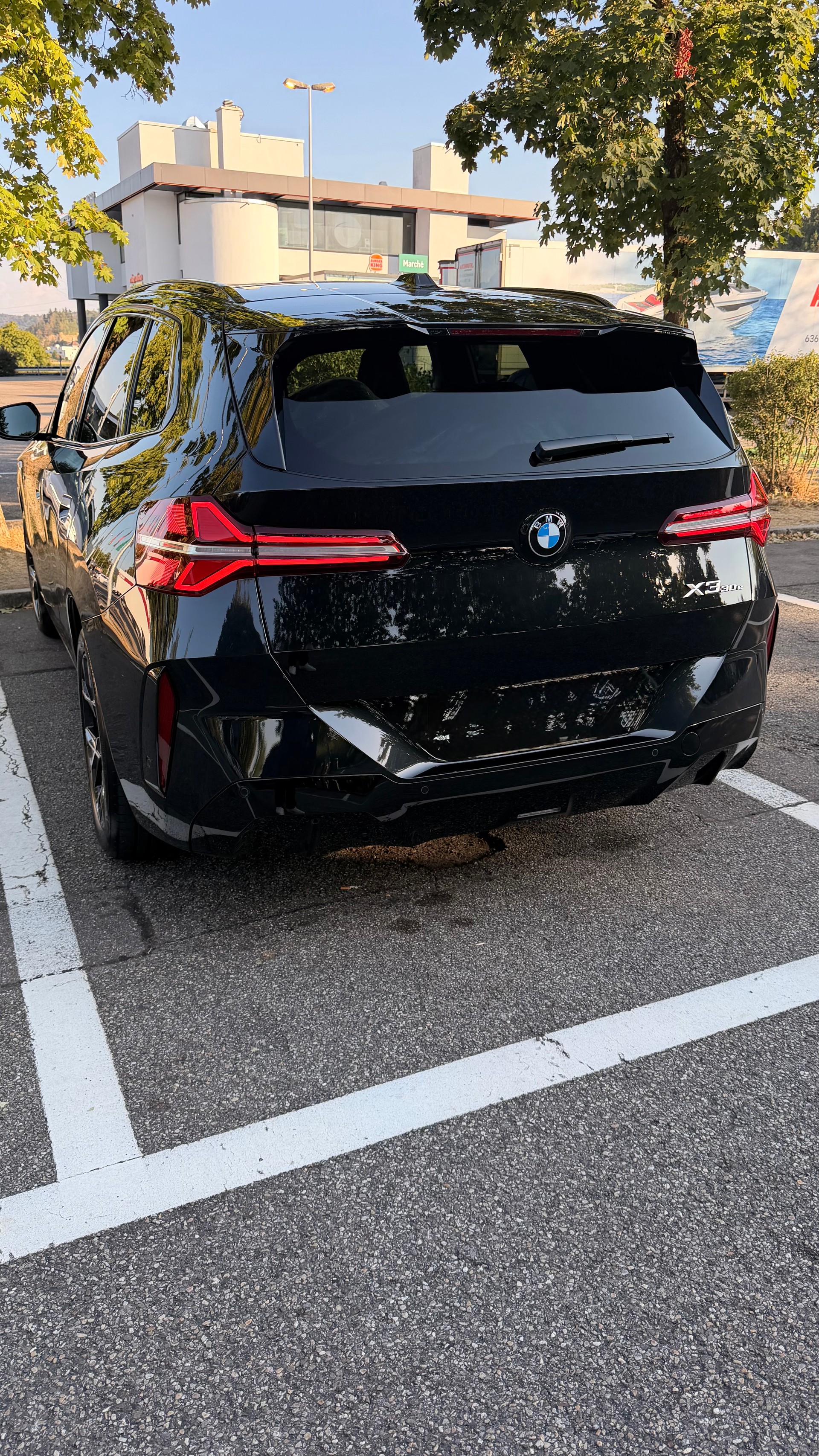 BMW 30e xDrive M sport-image-2