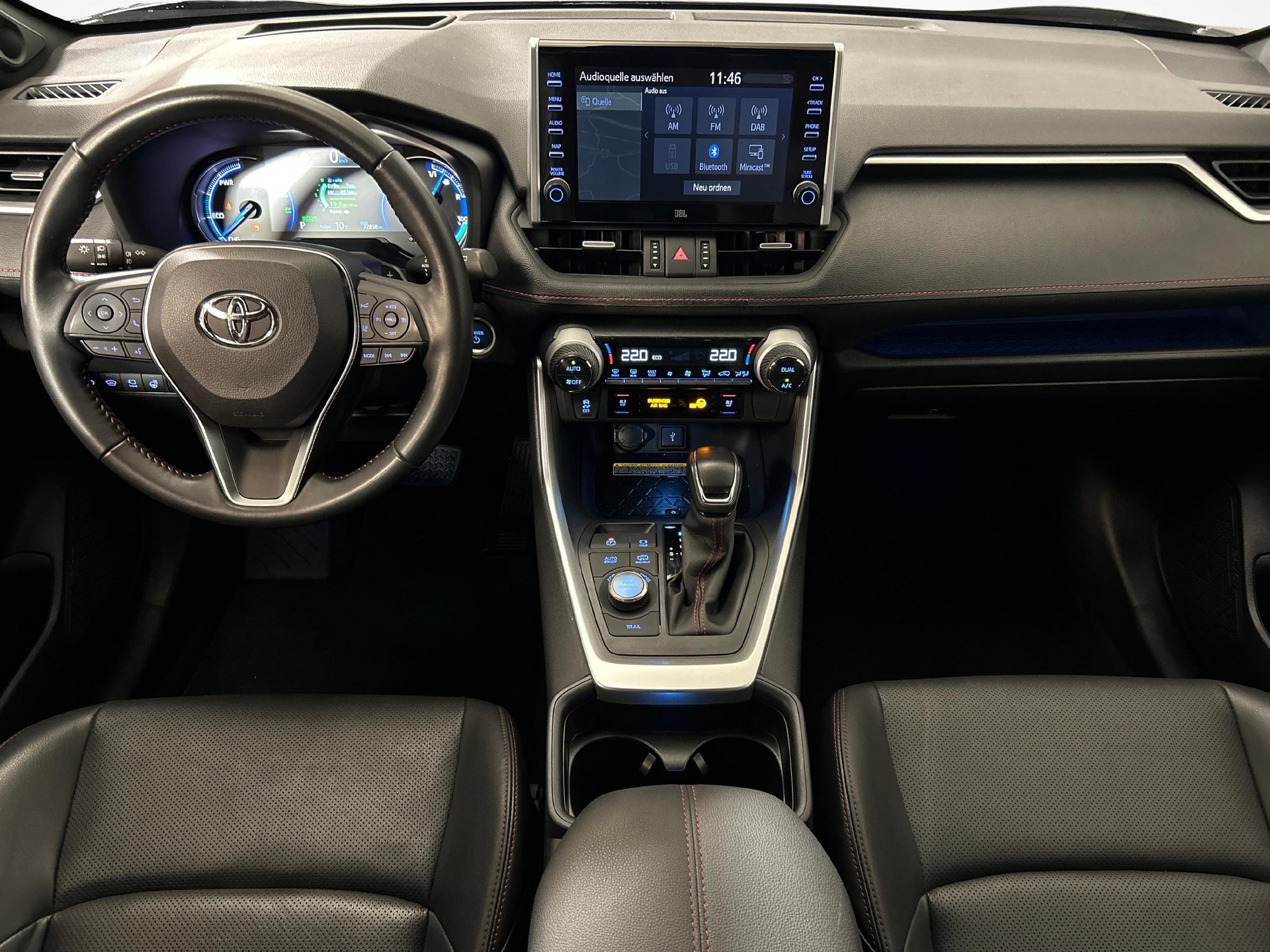 TOYOTA RAV4 2.5 Plug-In-Hybrid Platinum-image-6