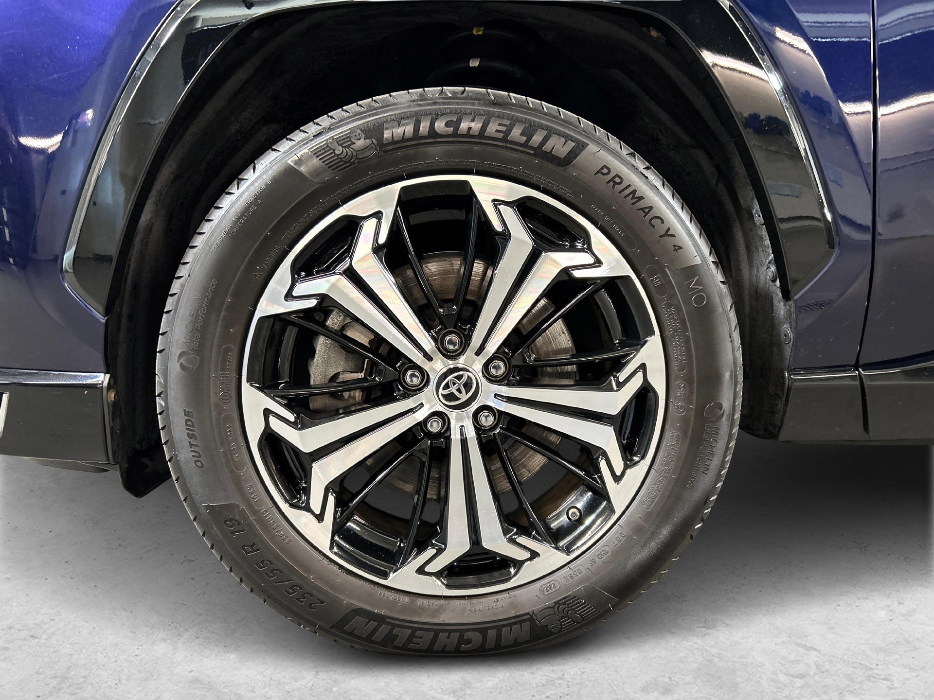 TOYOTA RAV4 2.5 Plug-In-Hybrid Platinum-image-11