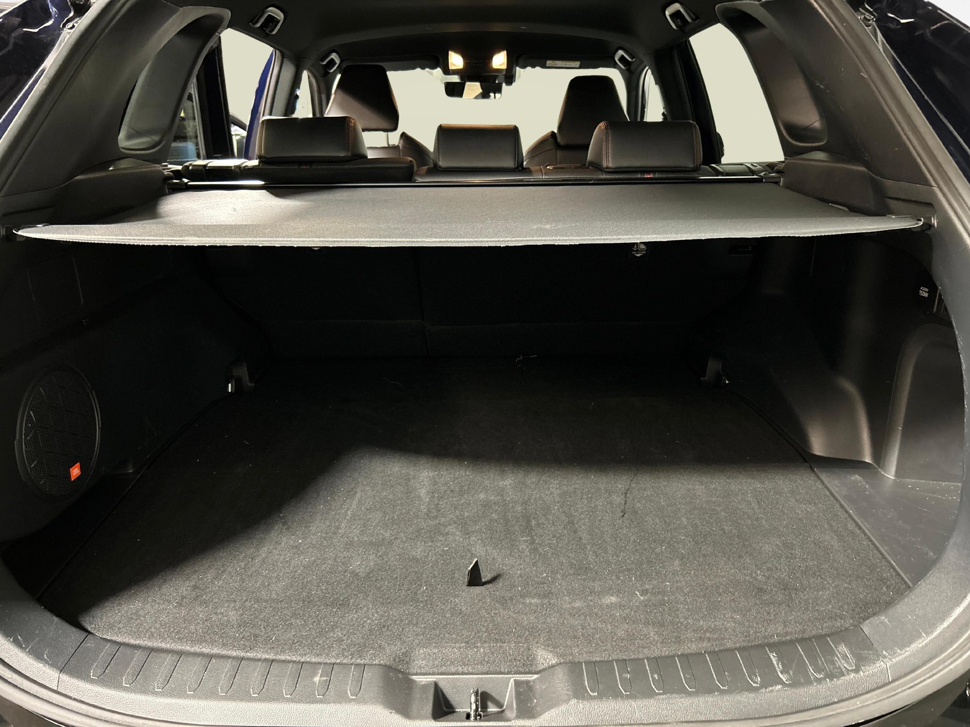 TOYOTA RAV4 2.5 Plug-In-Hybrid Platinum-image-12