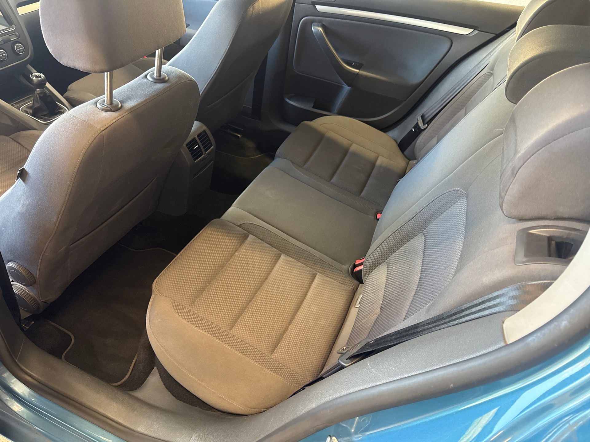 VW Golf 2.0 FSI Comfortline-image-7