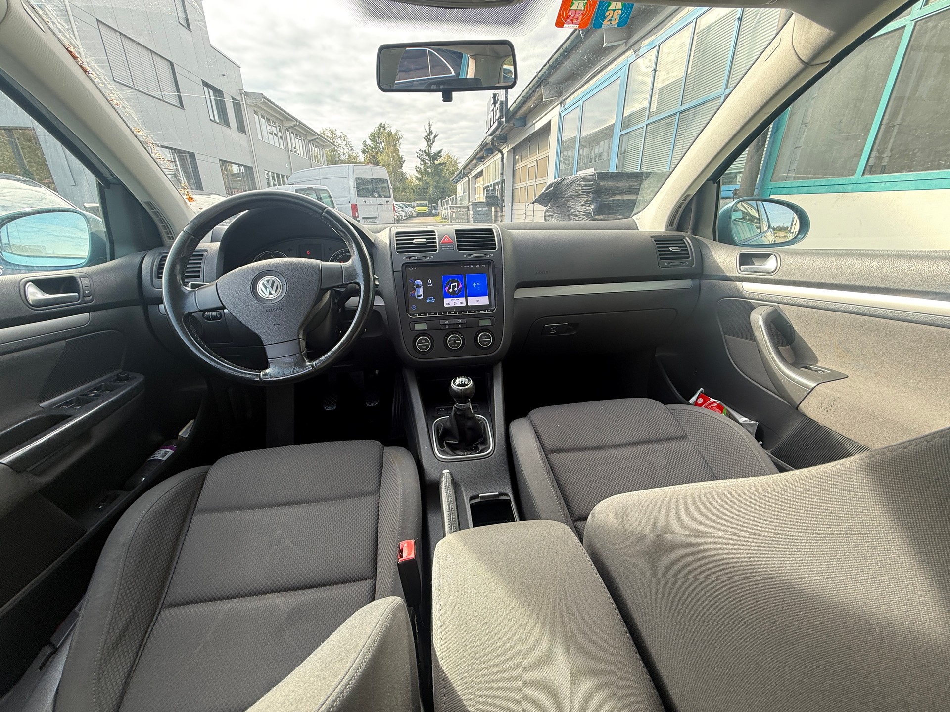VW Golf 2.0 FSI Comfortline-image-5