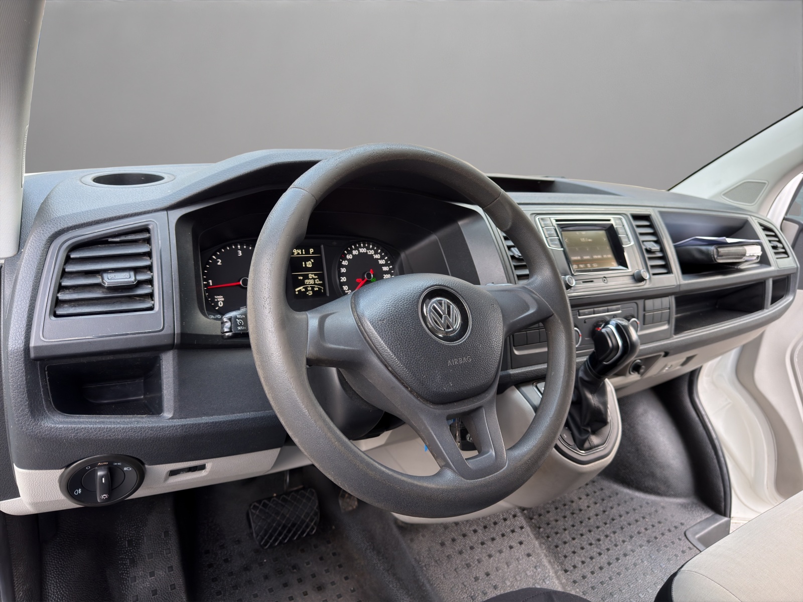 VW T6 2.0 TDI DSG-image-9