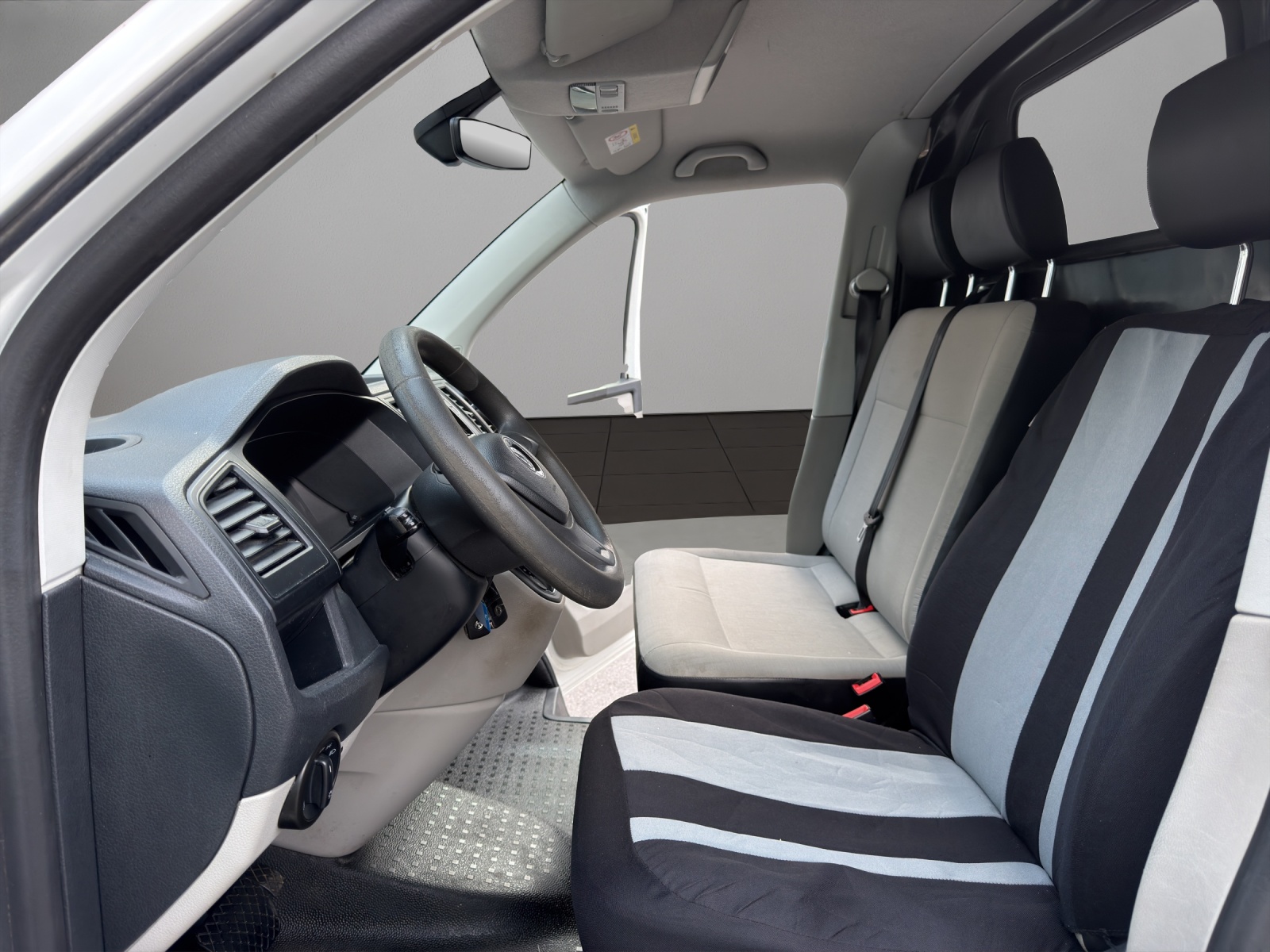 VW T6 2.0 TDI DSG-image-8